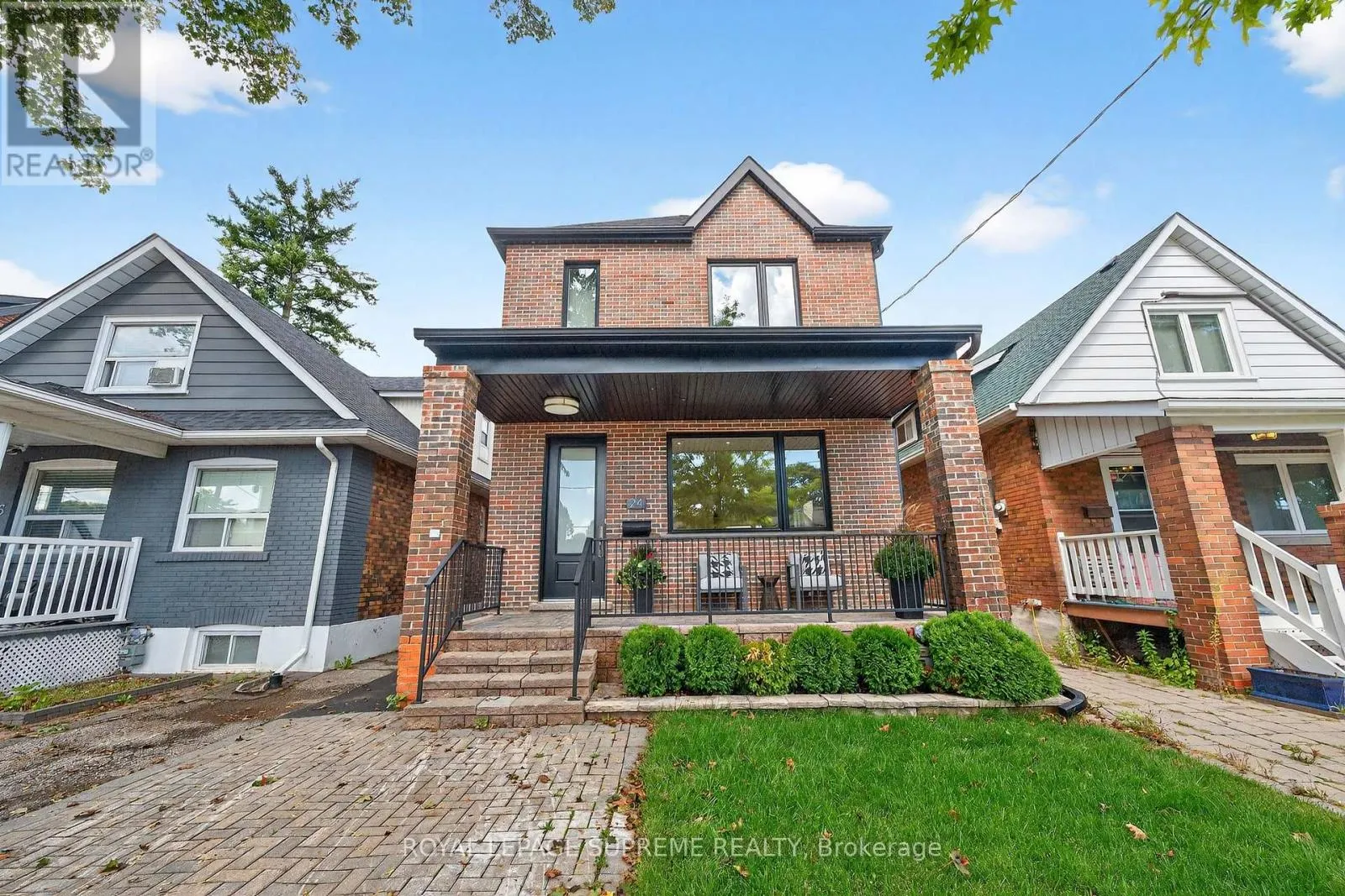 24 YORK AVENUE