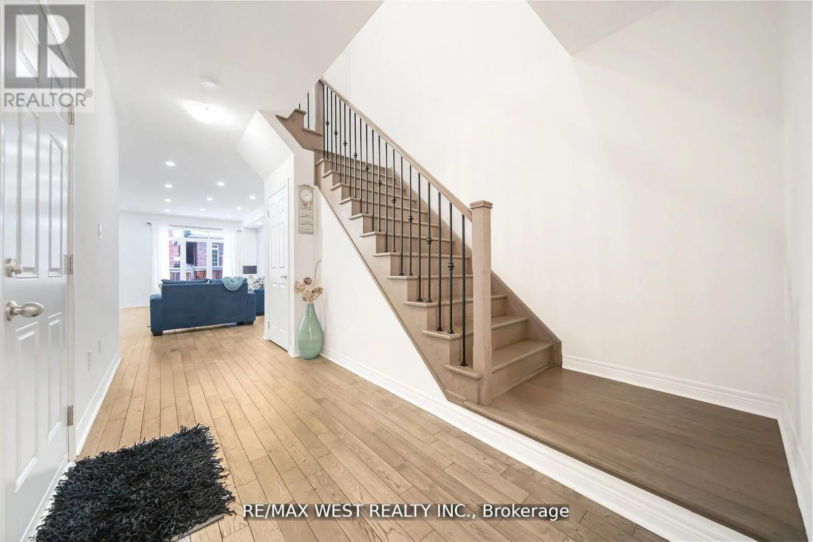 213 SARAH CLINE DRIVE