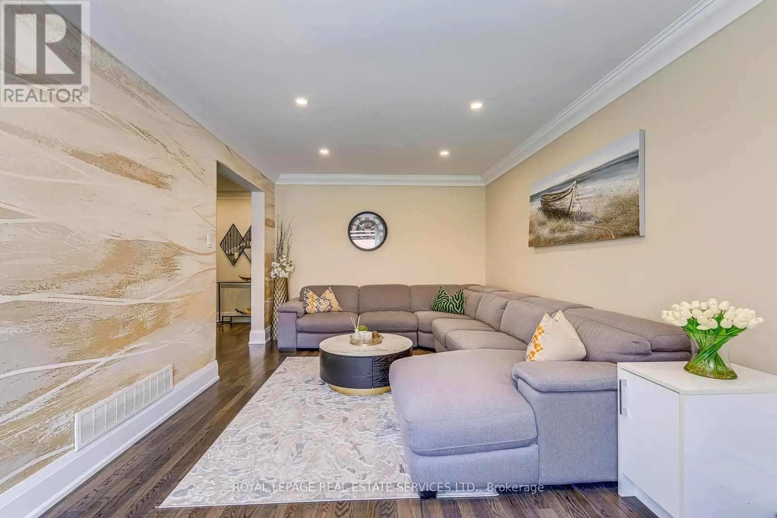 7180 DANTON PROMENADE