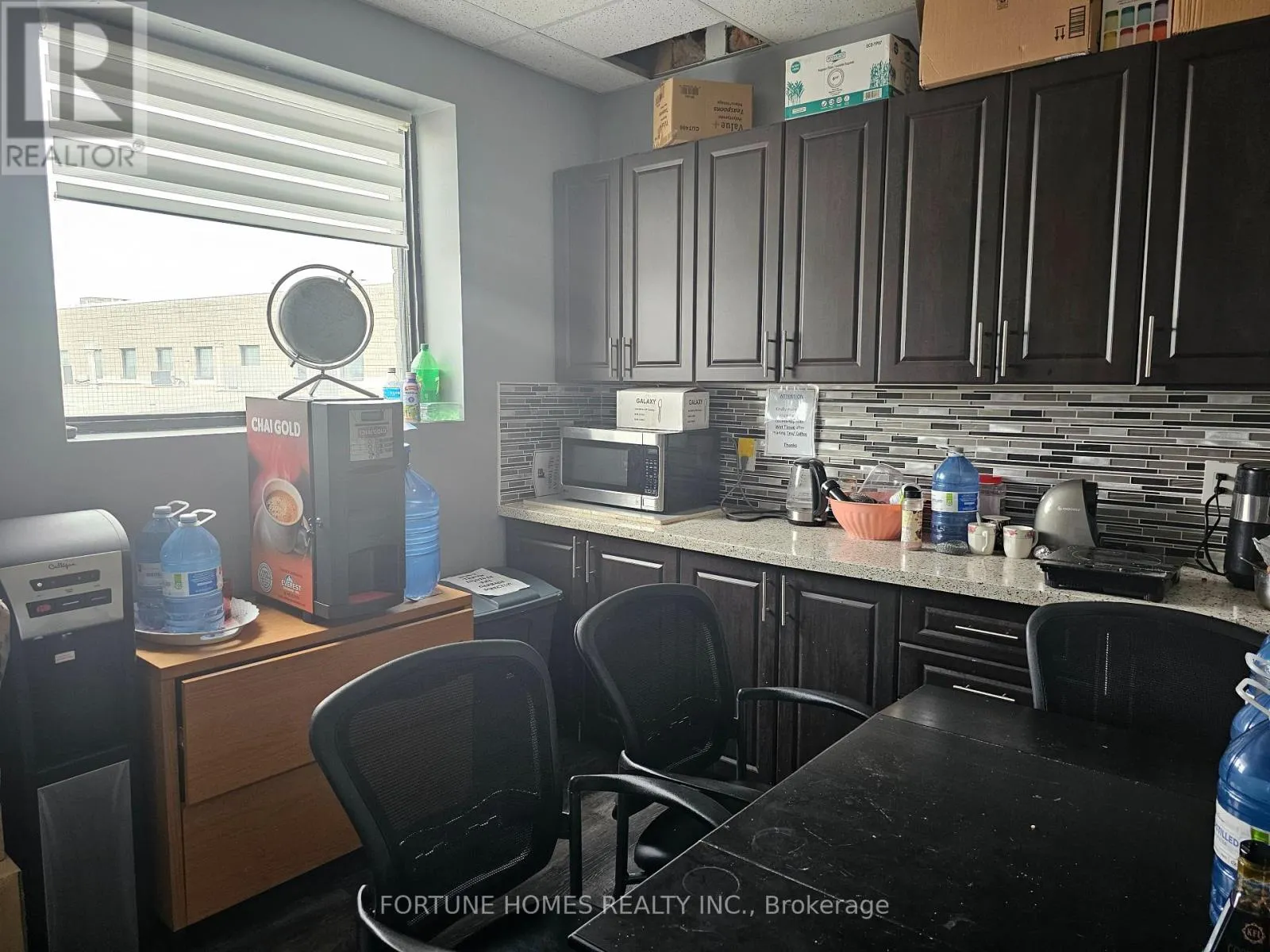271 - 7025 TOMKEN ROAD