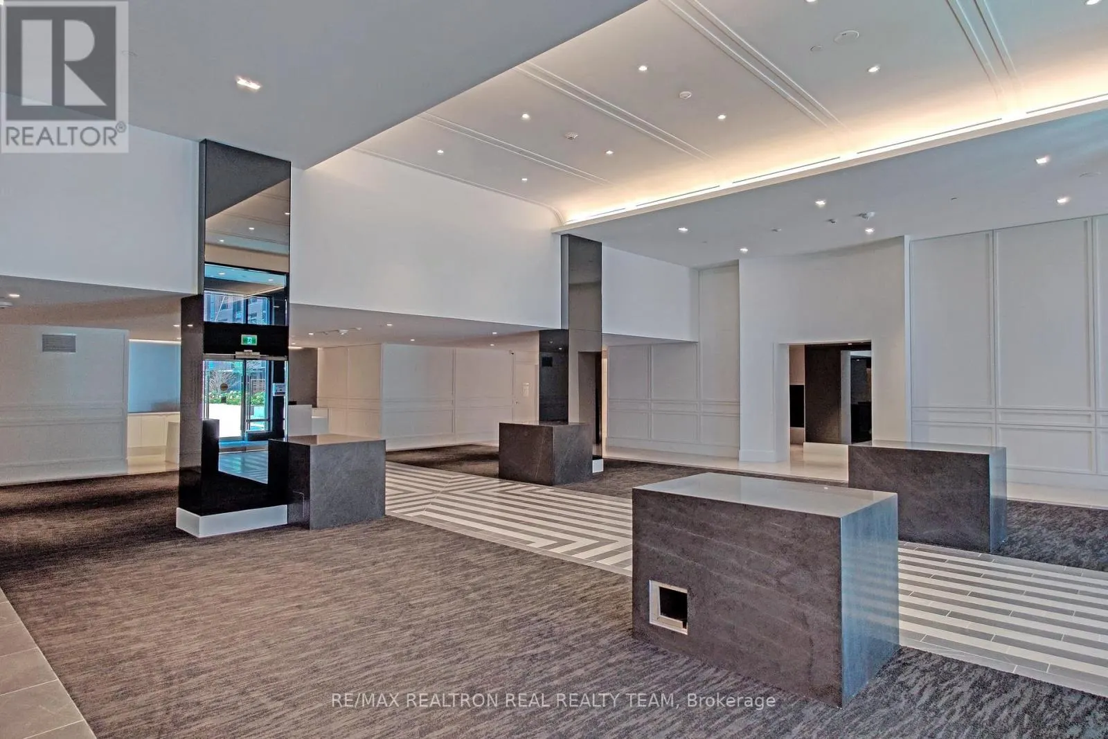 1308 - 30 GIBBS ROAD
