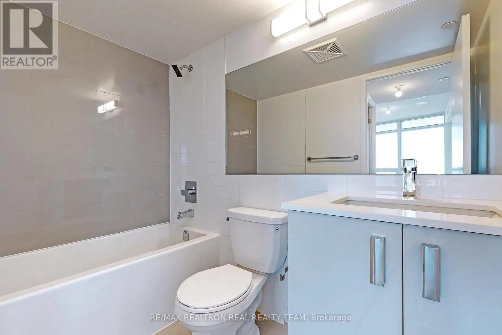 1308 - 30 GIBBS ROAD