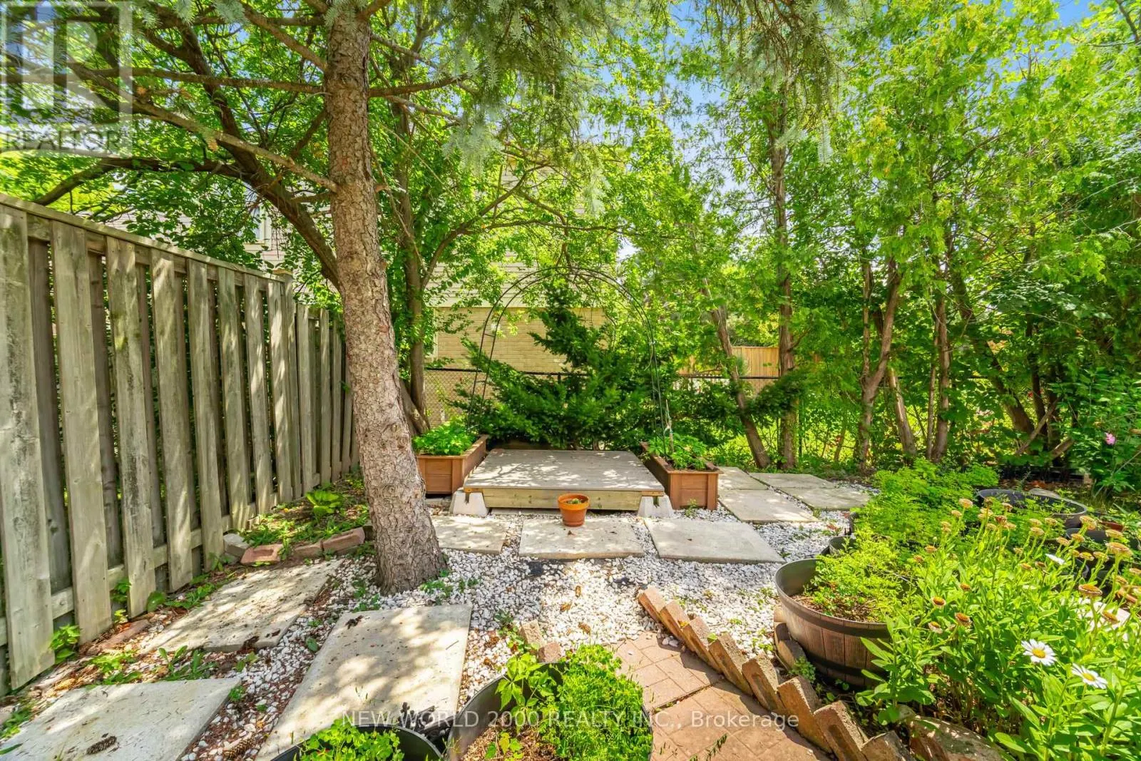 7221 DANTON PROMENADE