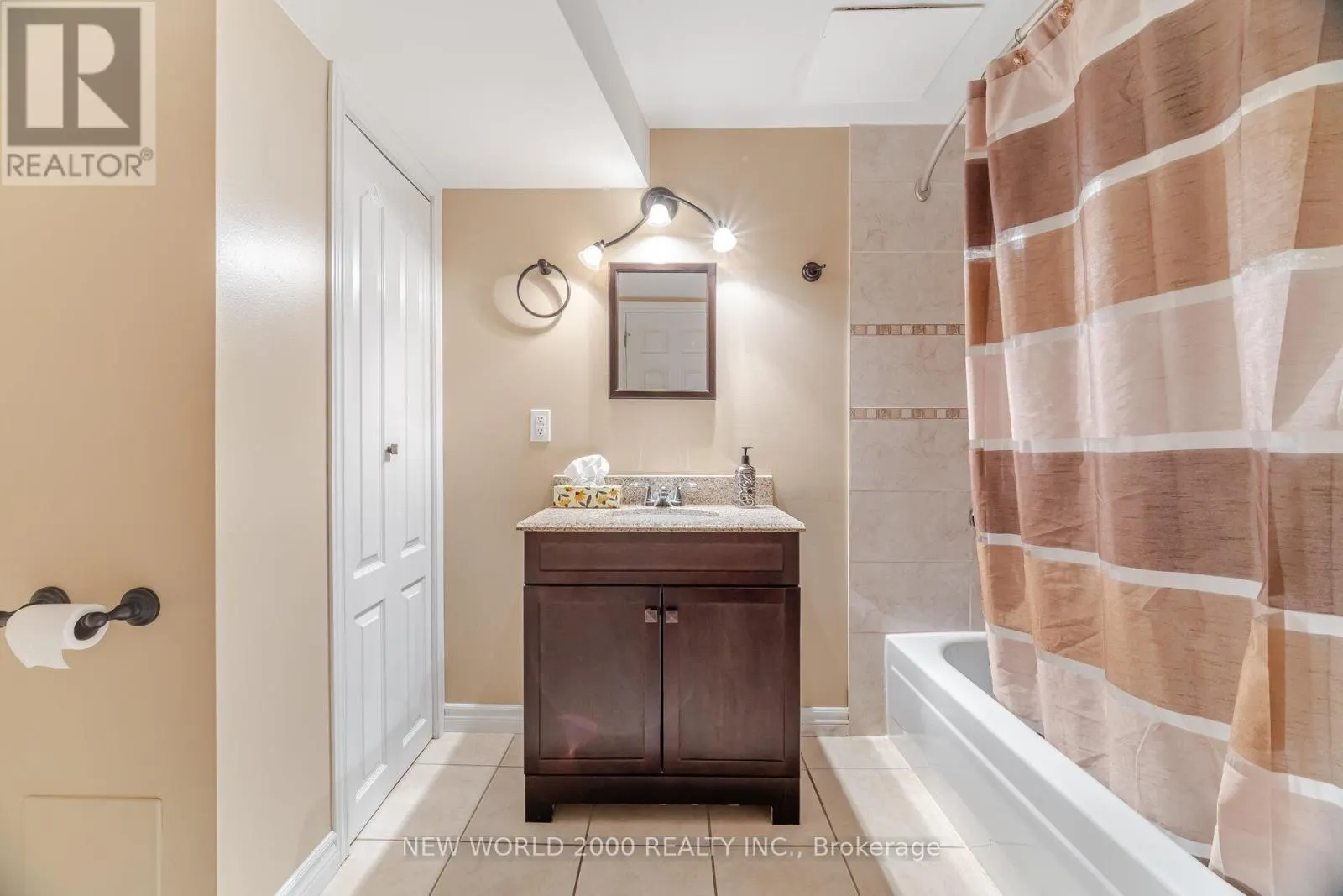 7221 DANTON PROMENADE