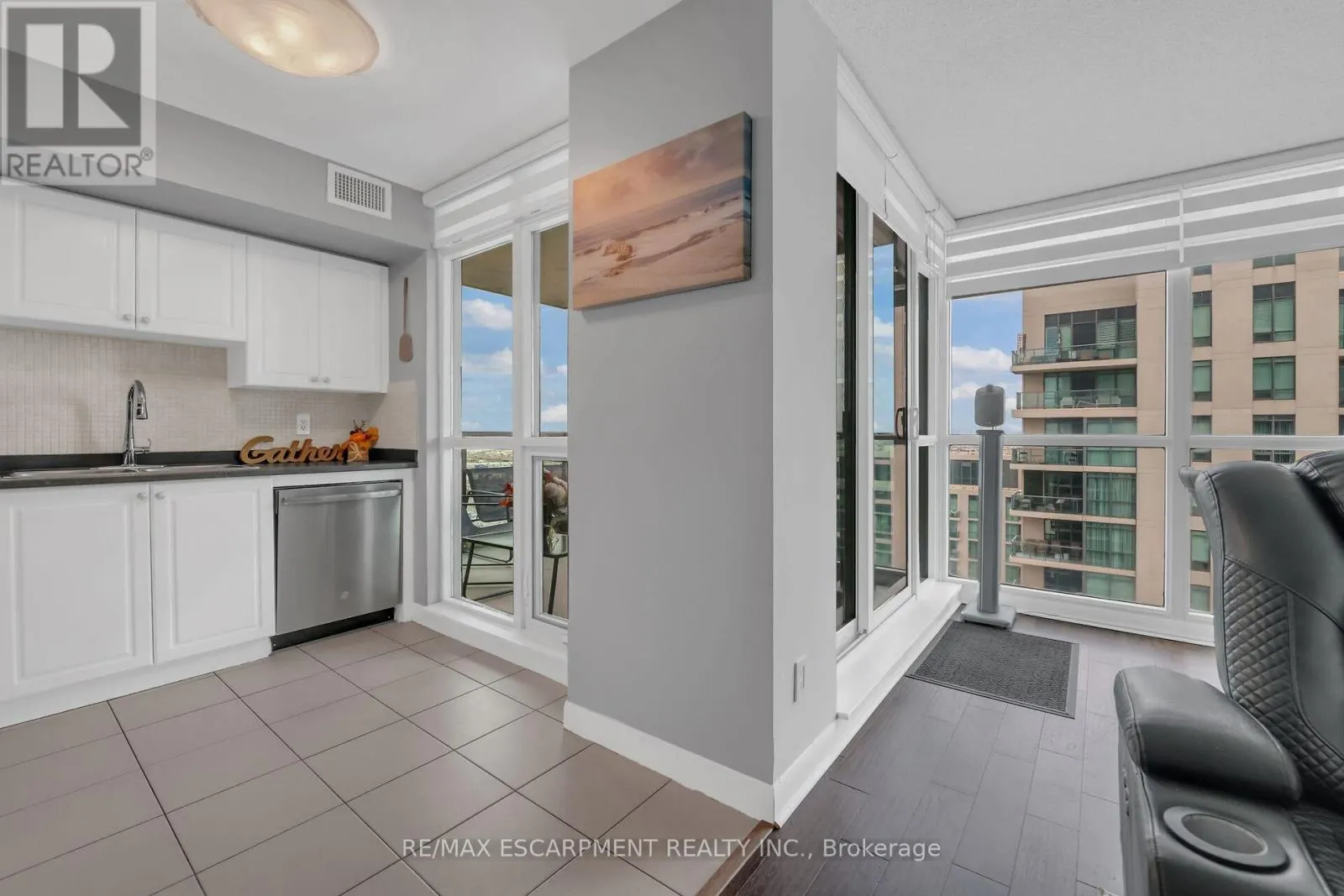 2905 - 225 SHERWAY GARDENS ROAD