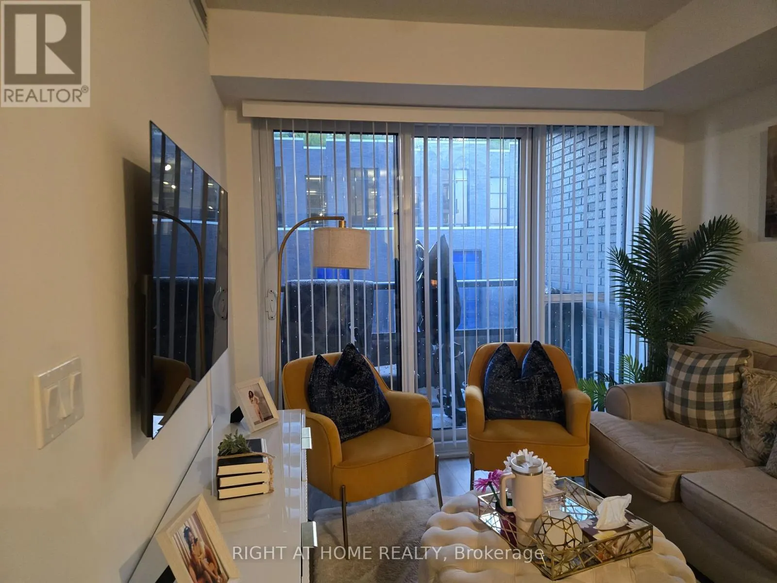 325 - 26 GIBBS ROAD