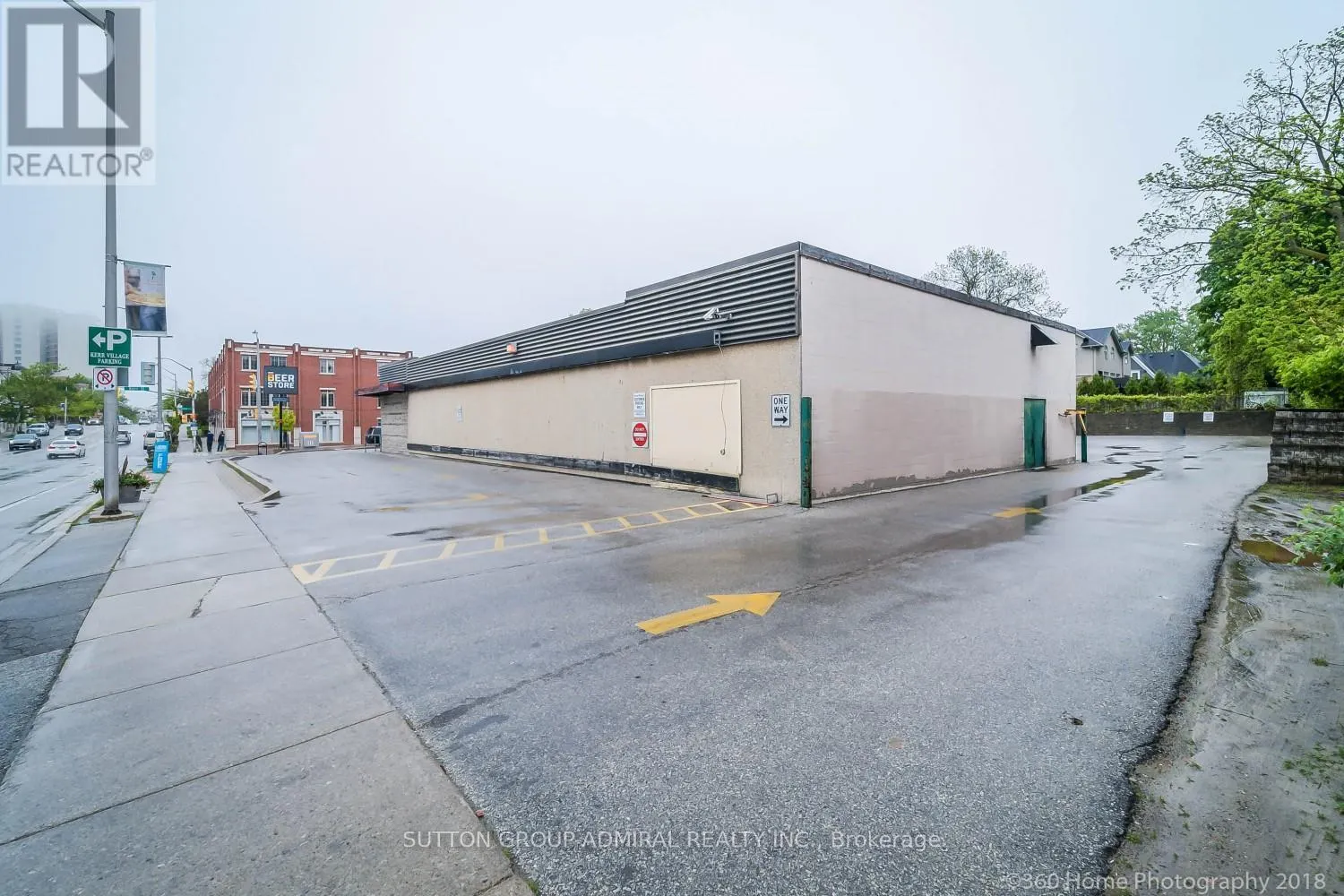 104 LAKESHORE ROAD W