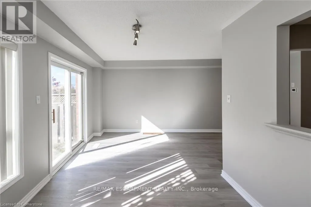 626 TAYLOR CRESCENT
