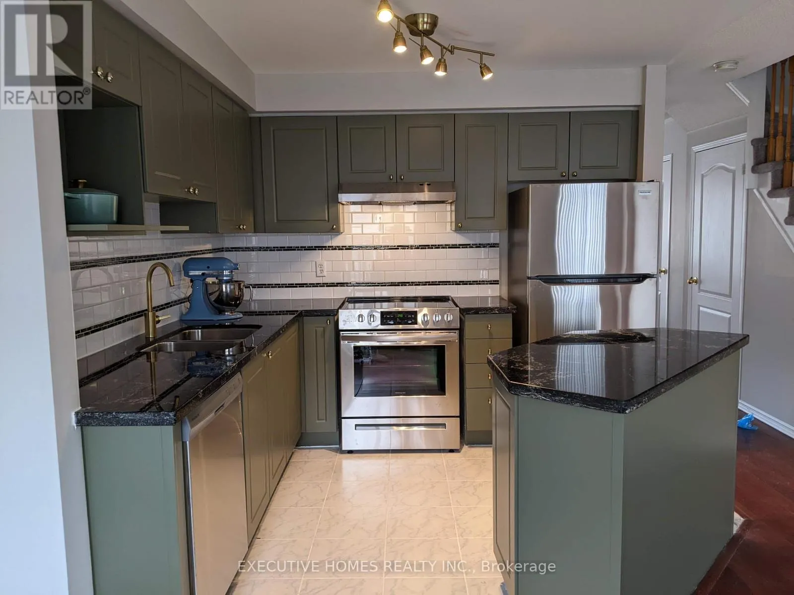 76 - 5530 GLEN ERIN DRIVE