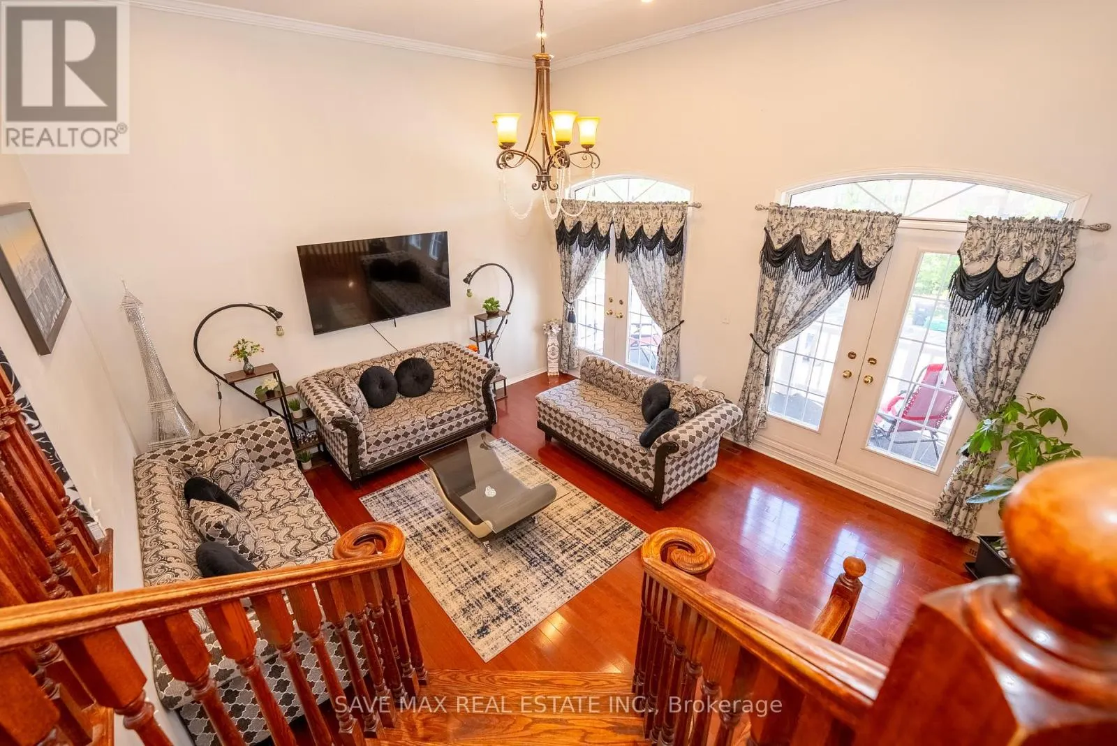 23 EDENVALLEY ROAD