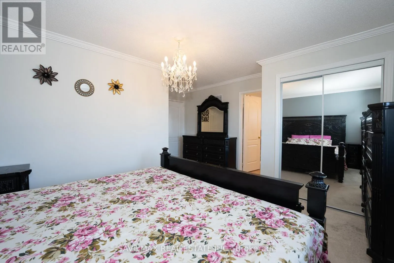 23 EDENVALLEY ROAD
