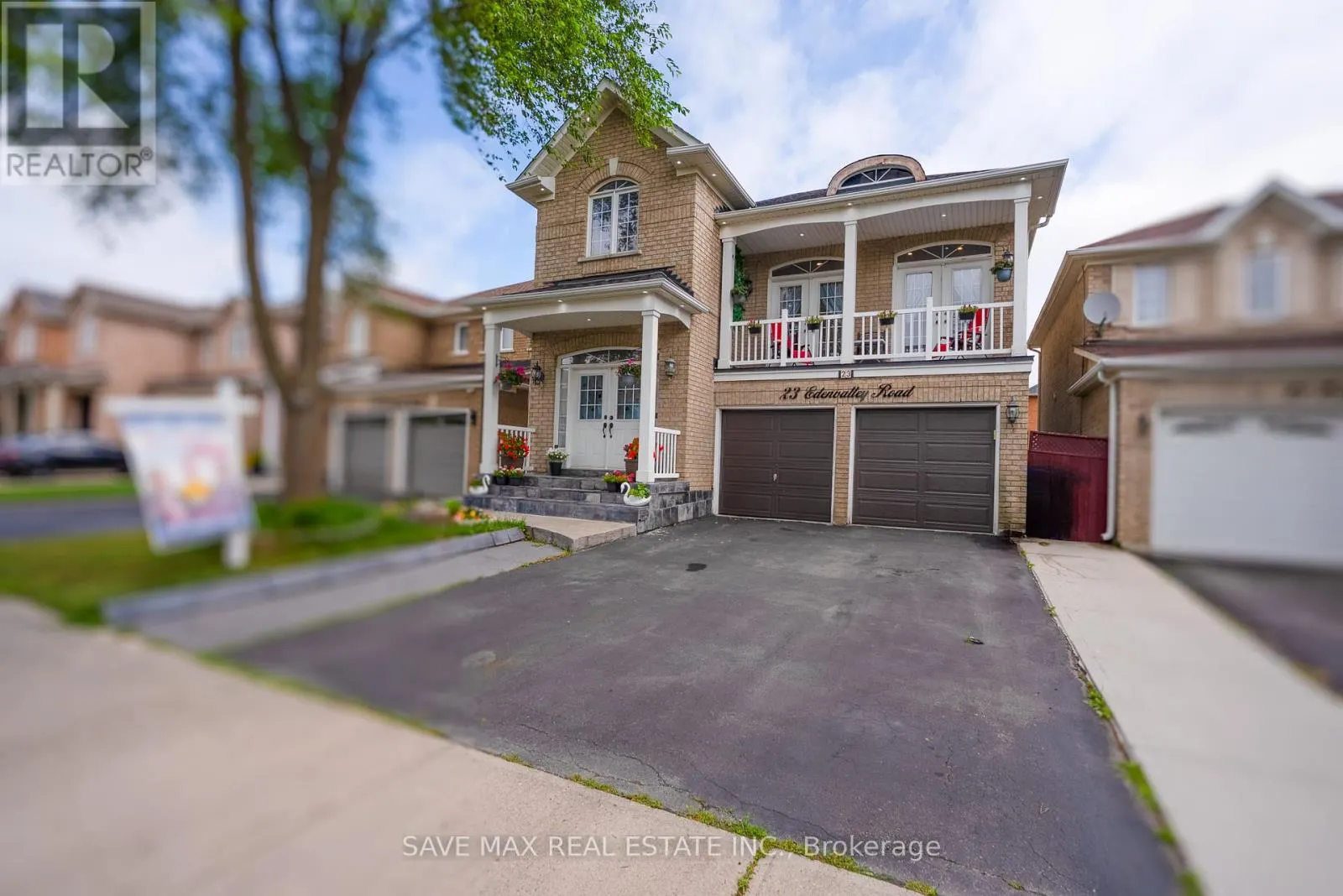 23 EDENVALLEY ROAD