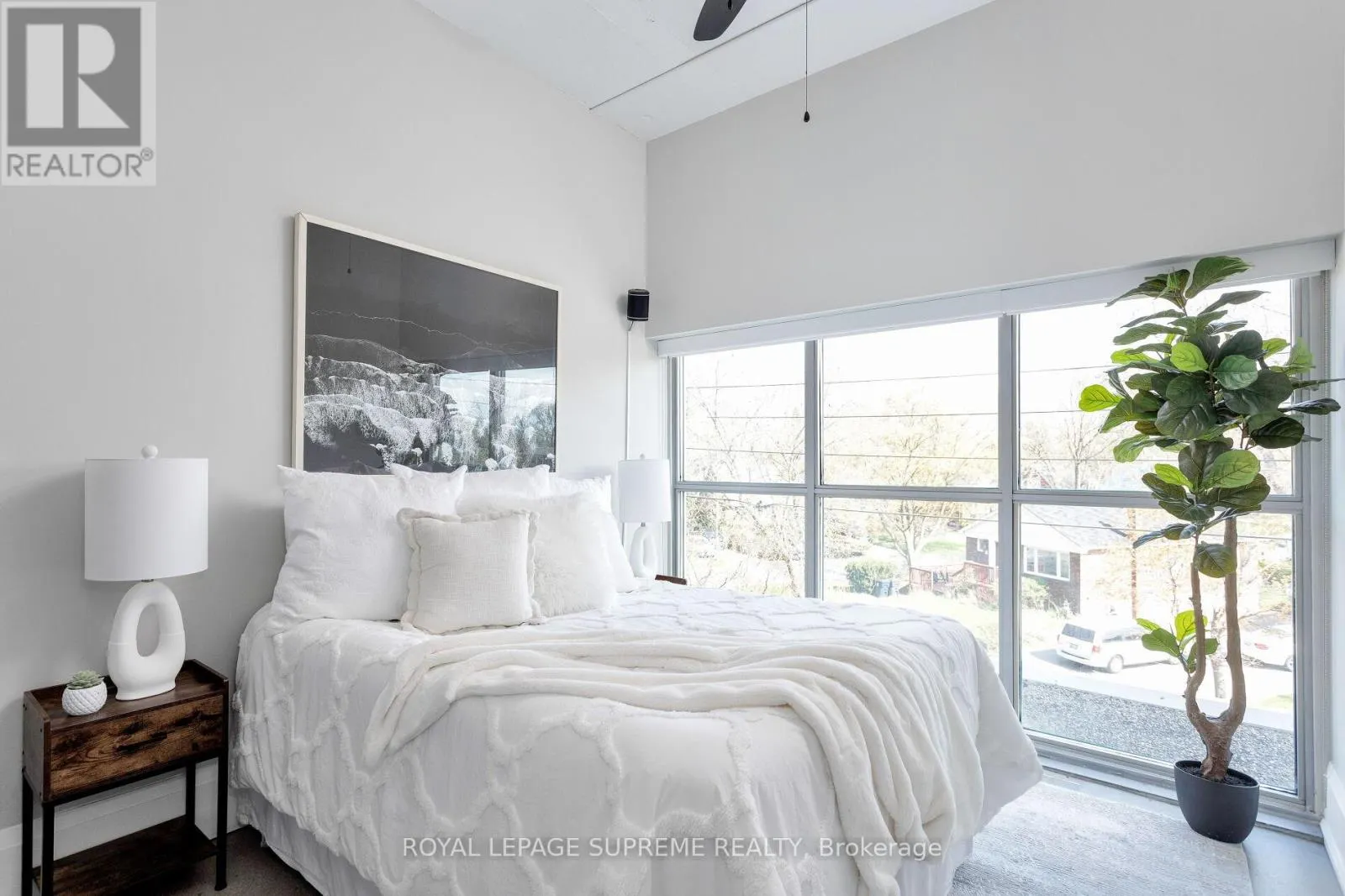 209 - 2 FIELDWAY ROAD