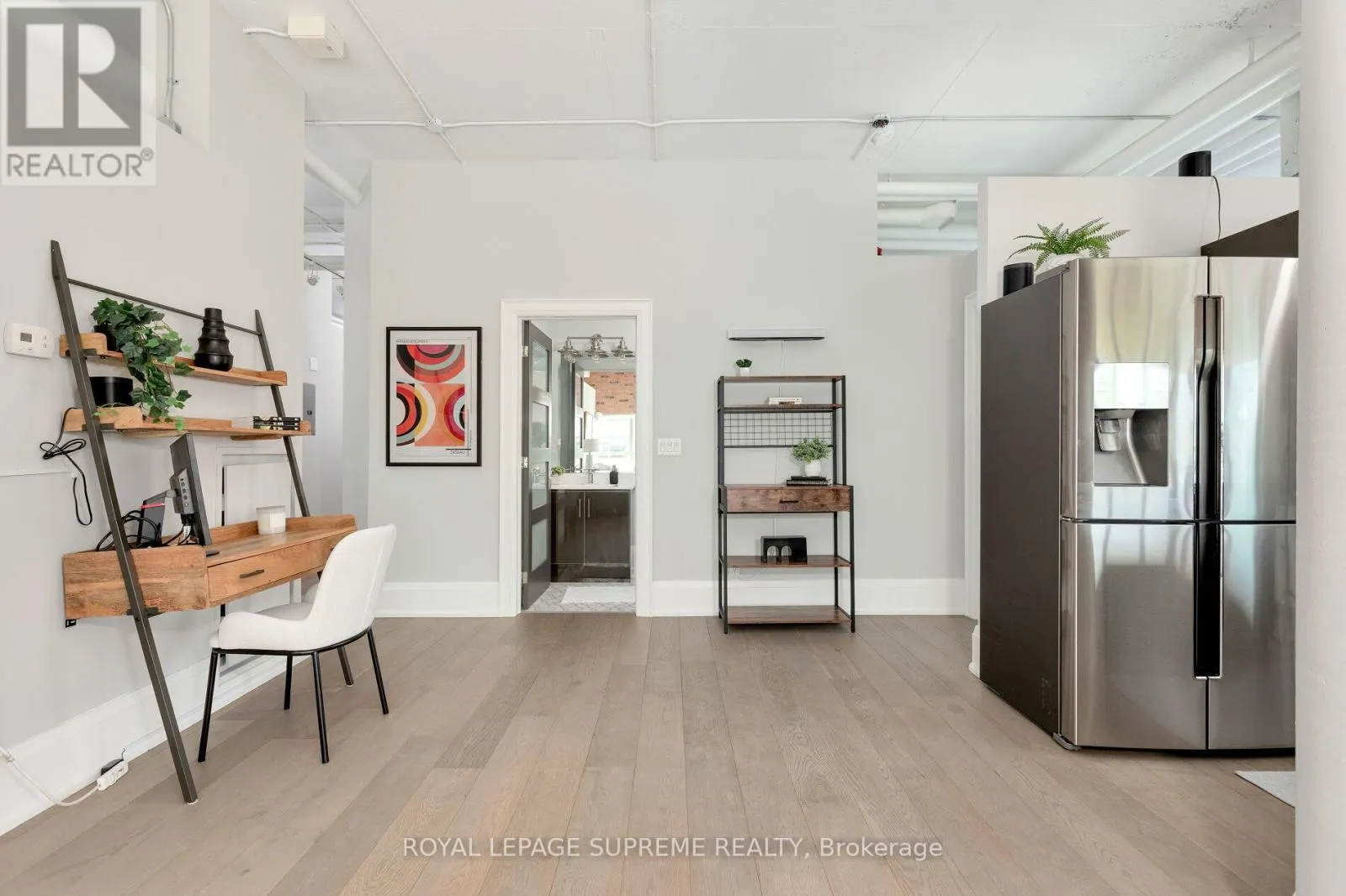 209 - 2 FIELDWAY ROAD