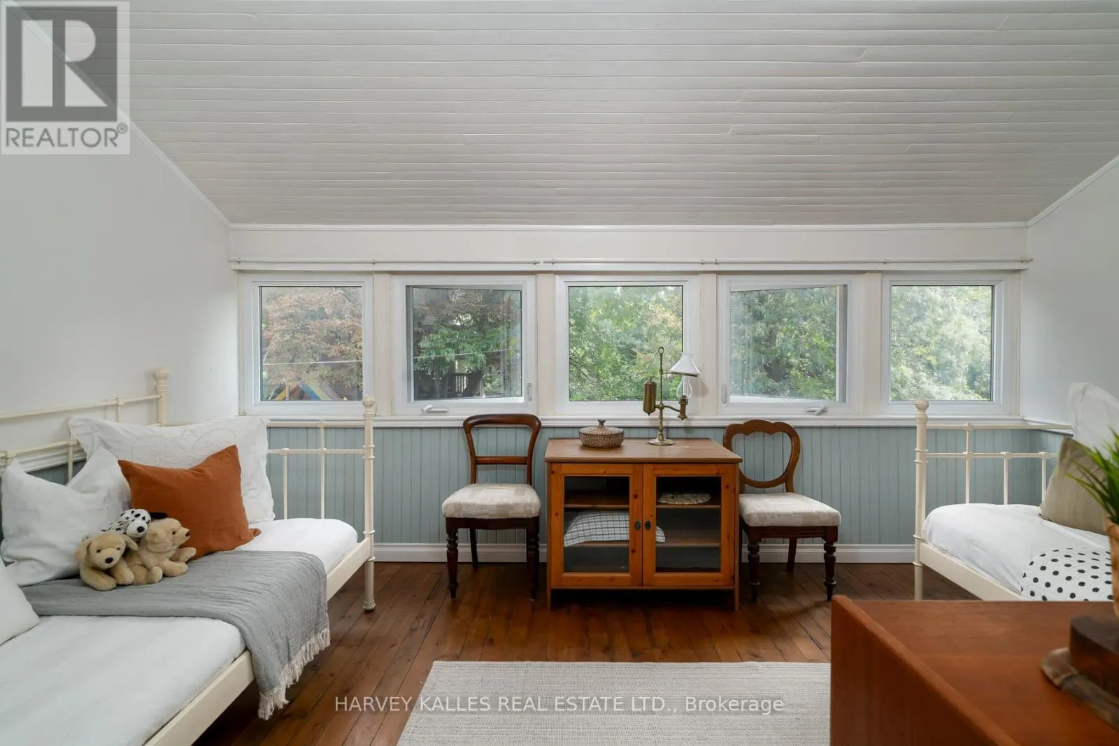 181 INDIAN ROAD