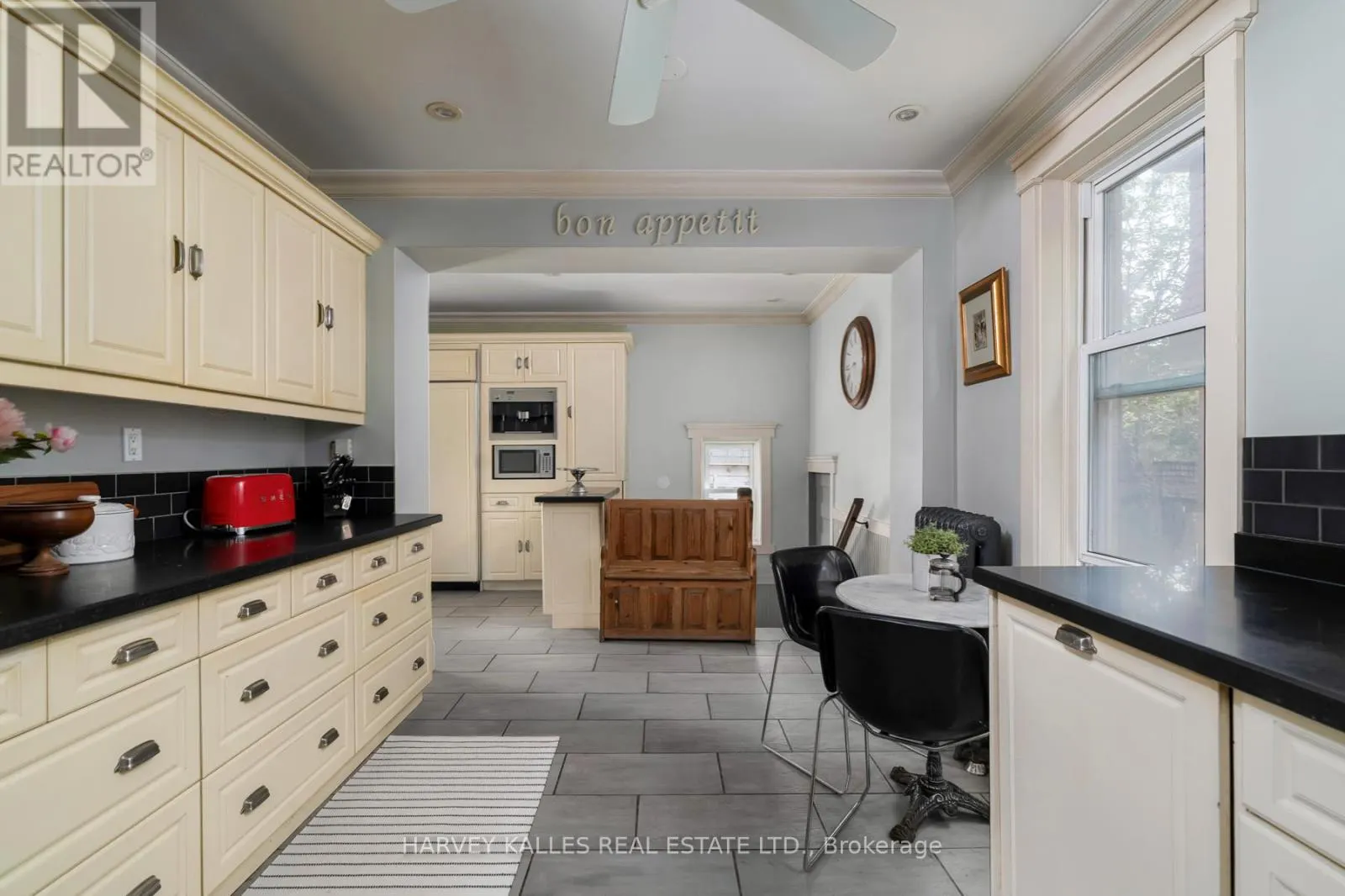 181 INDIAN ROAD