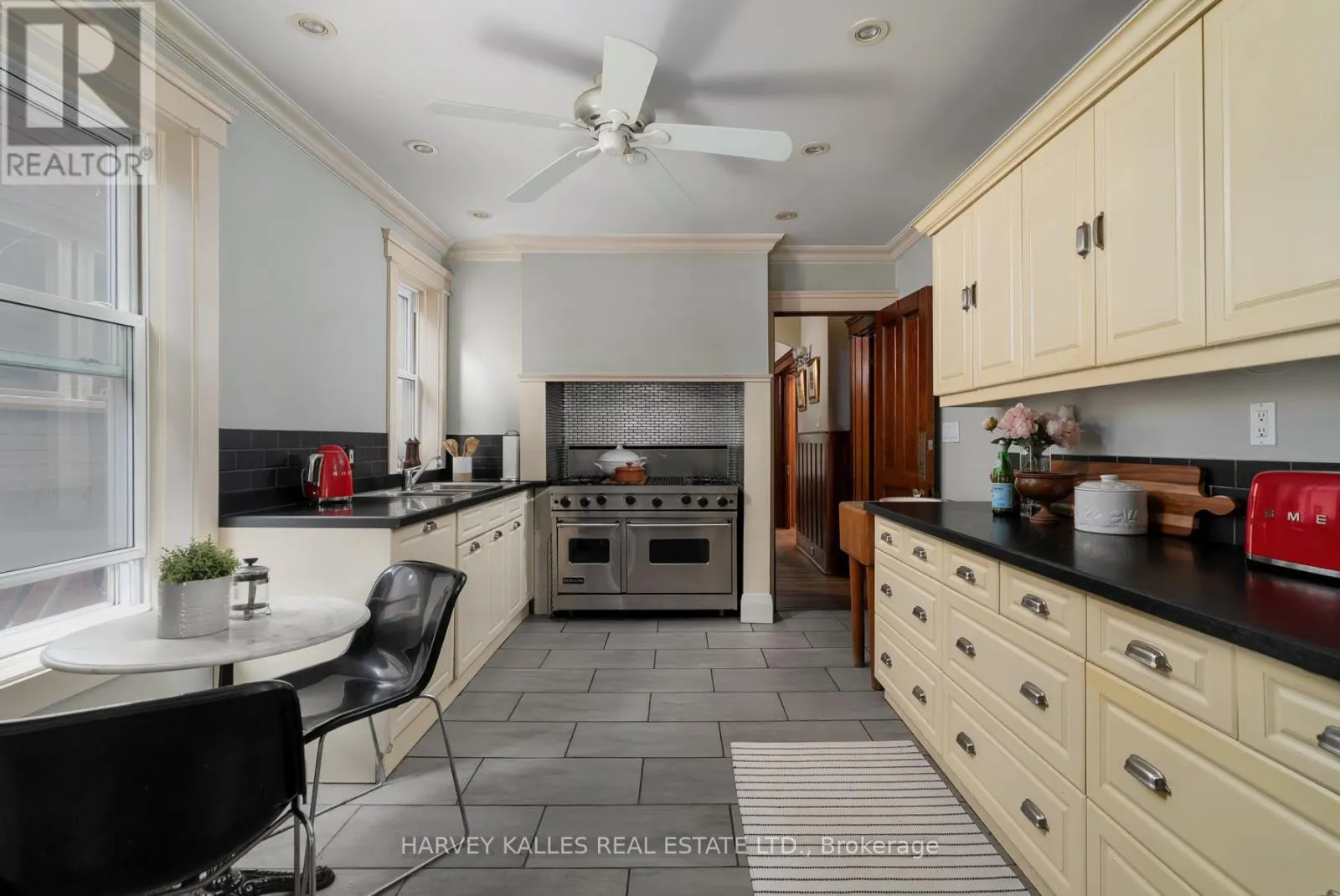 181 INDIAN ROAD