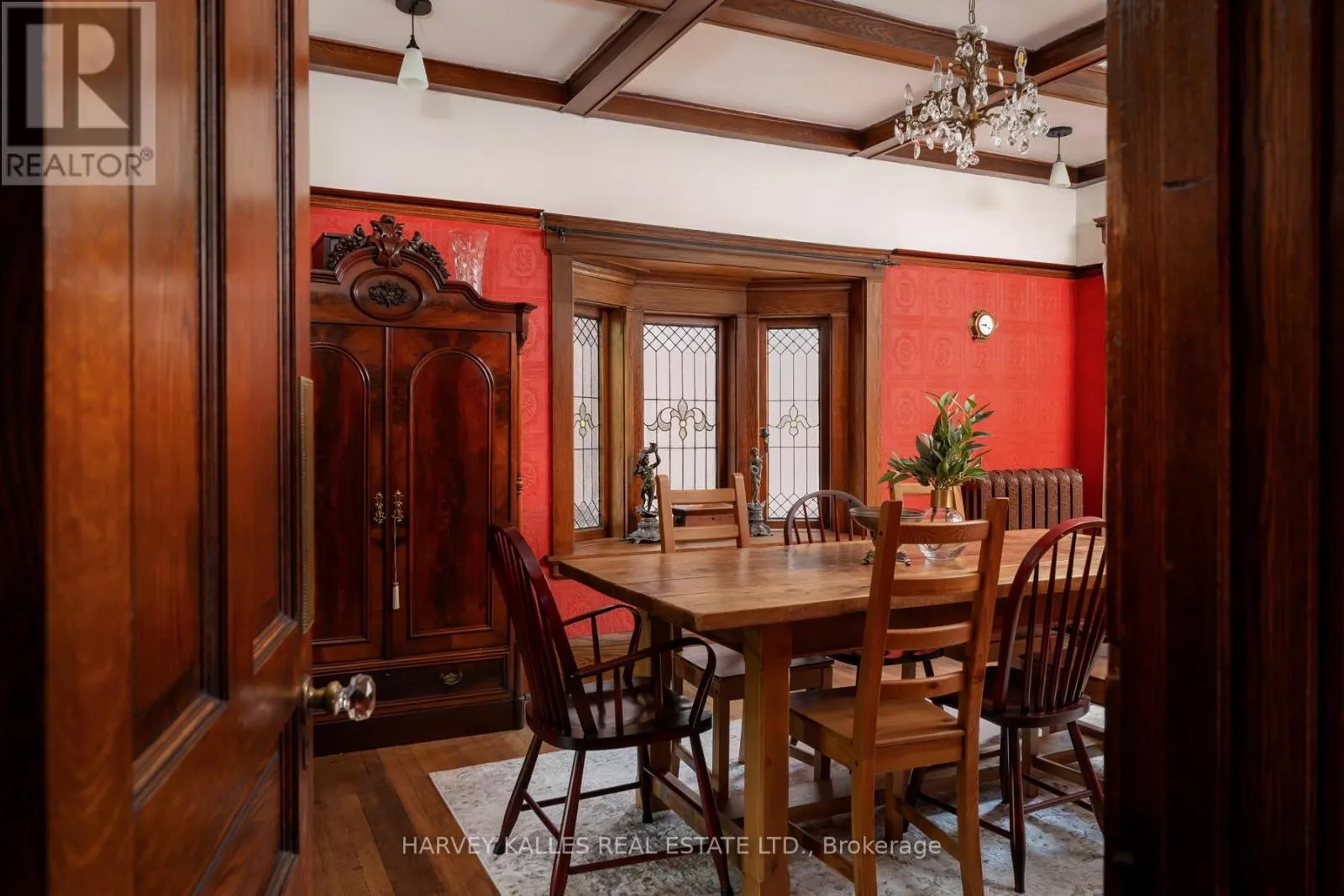181 INDIAN ROAD
