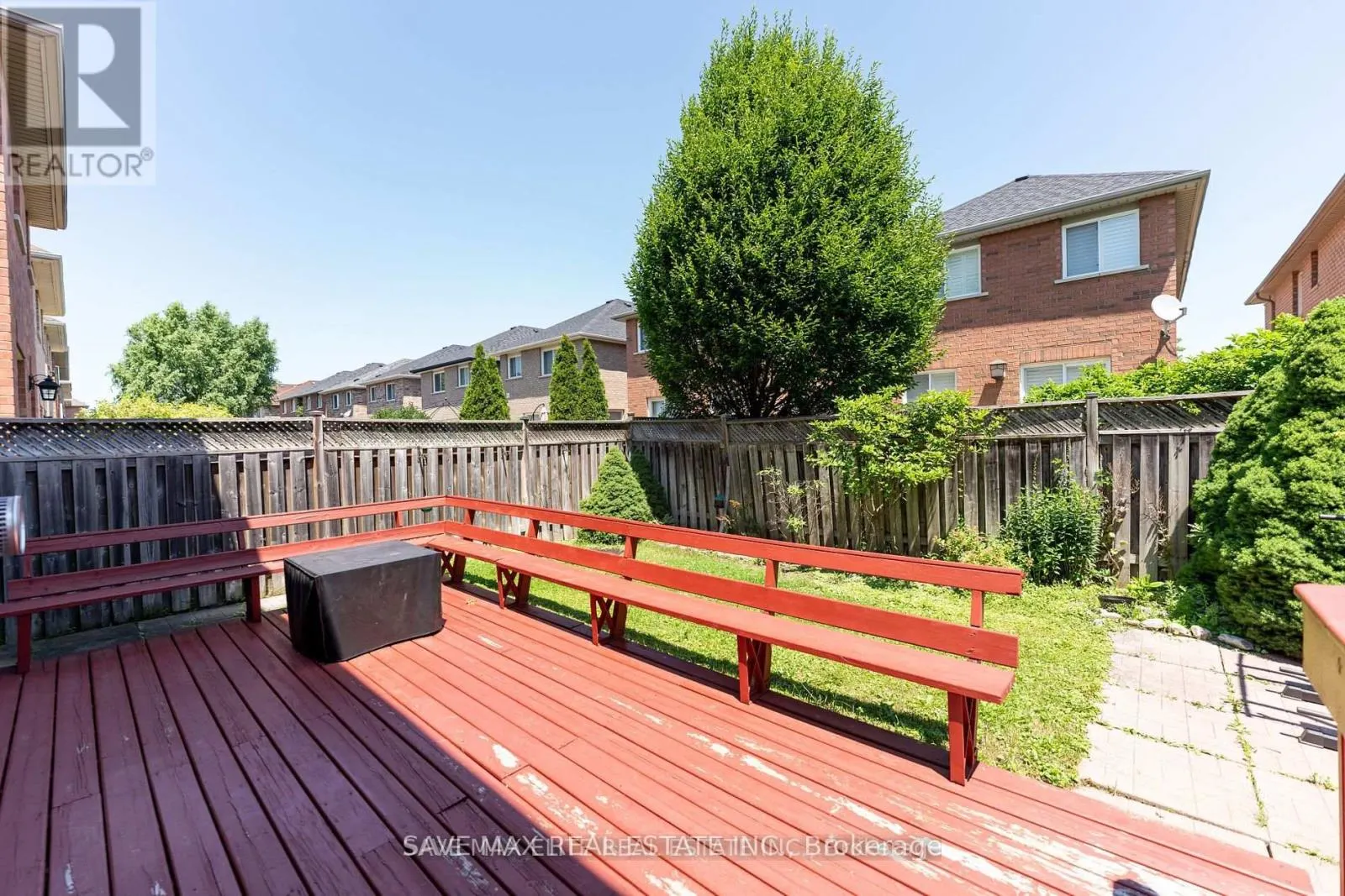 5549 KATY GATE