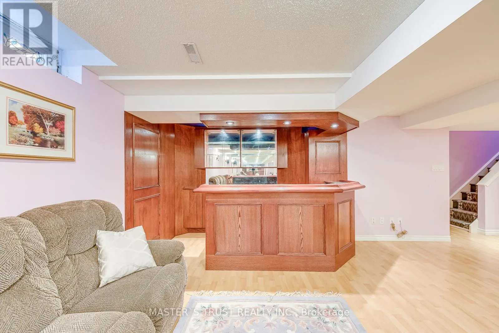 66 SNOW LEOPARD COURT