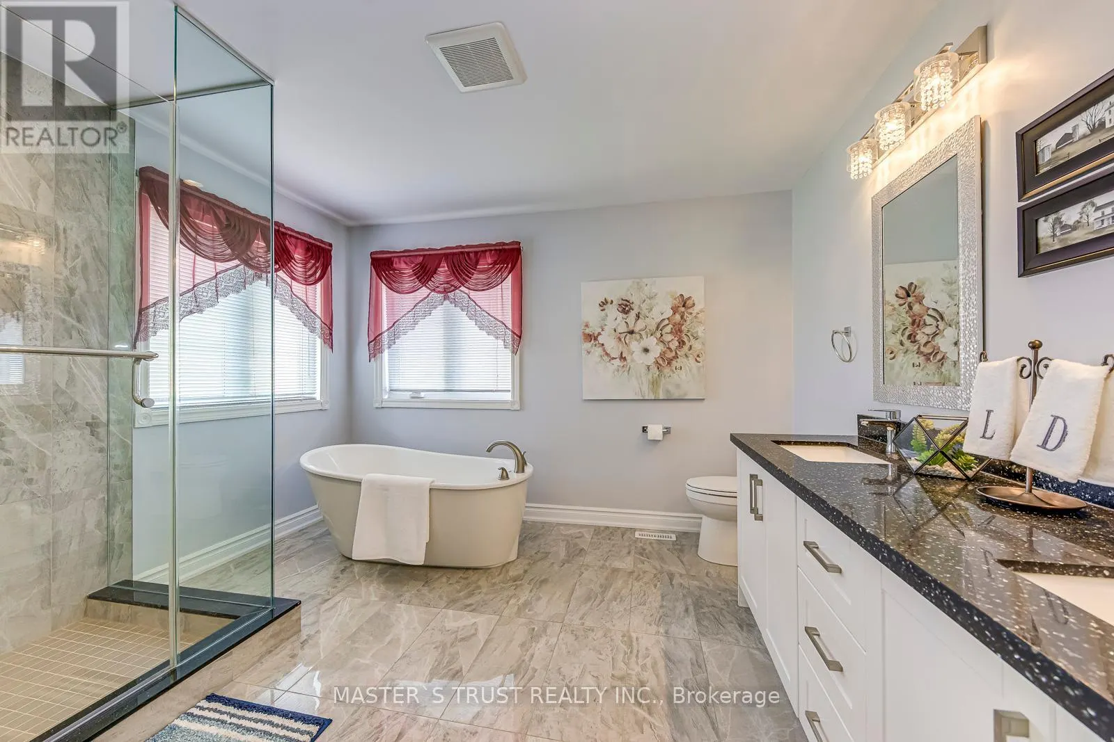66 SNOW LEOPARD COURT