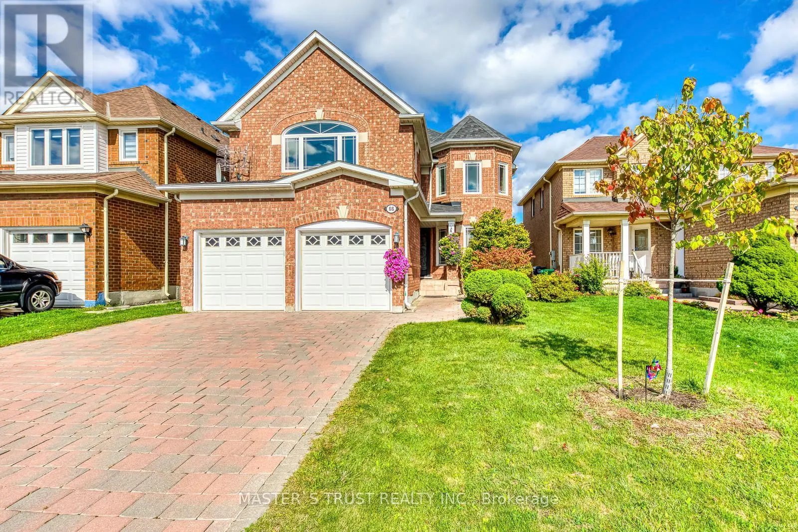 66 SNOW LEOPARD COURT