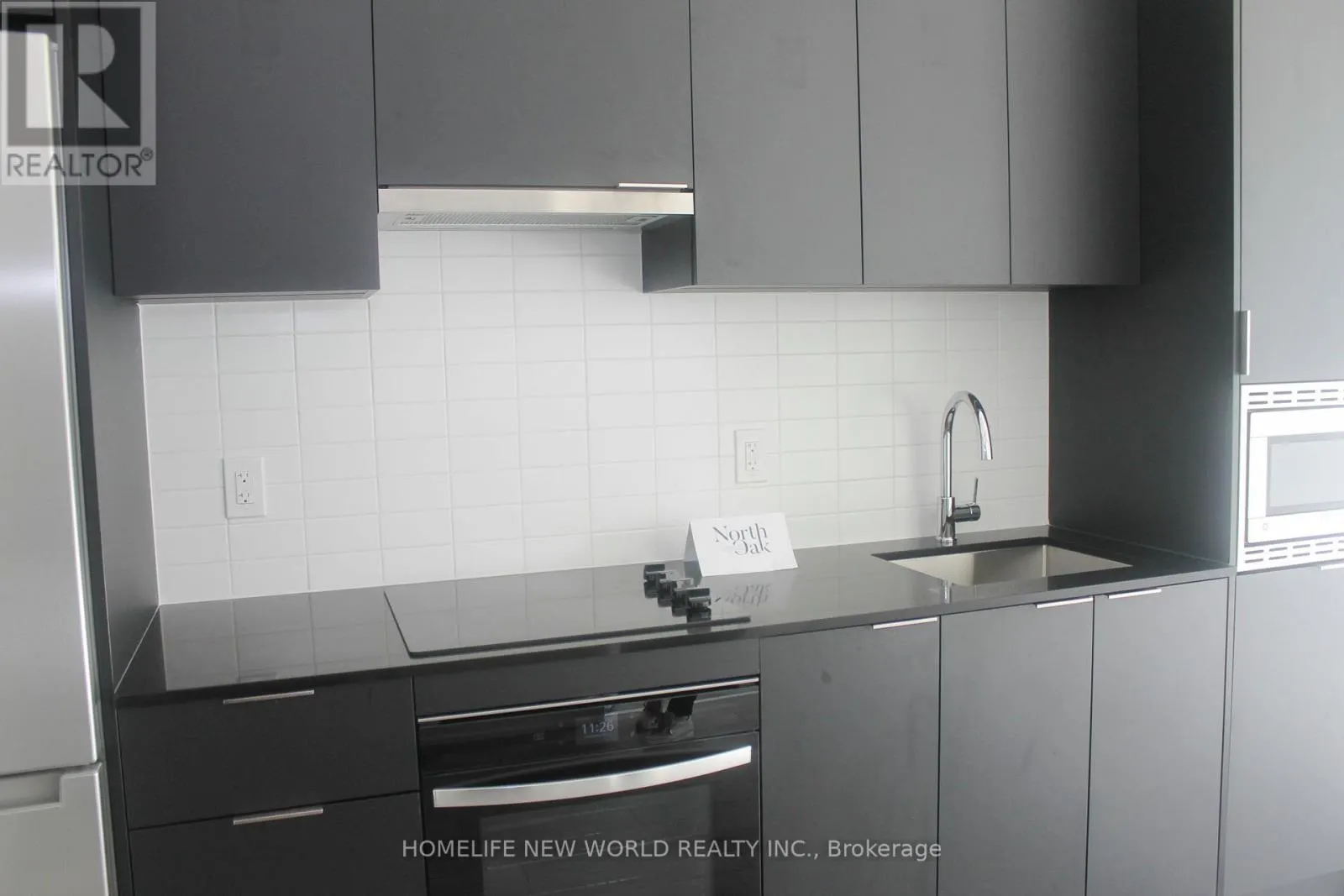 1611 - 3079 TRAFALGAR ROAD