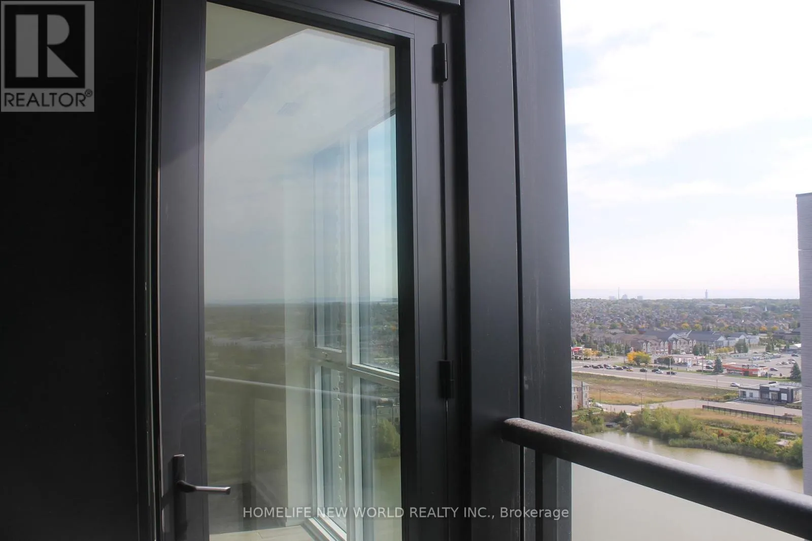 1611 - 3079 TRAFALGAR ROAD