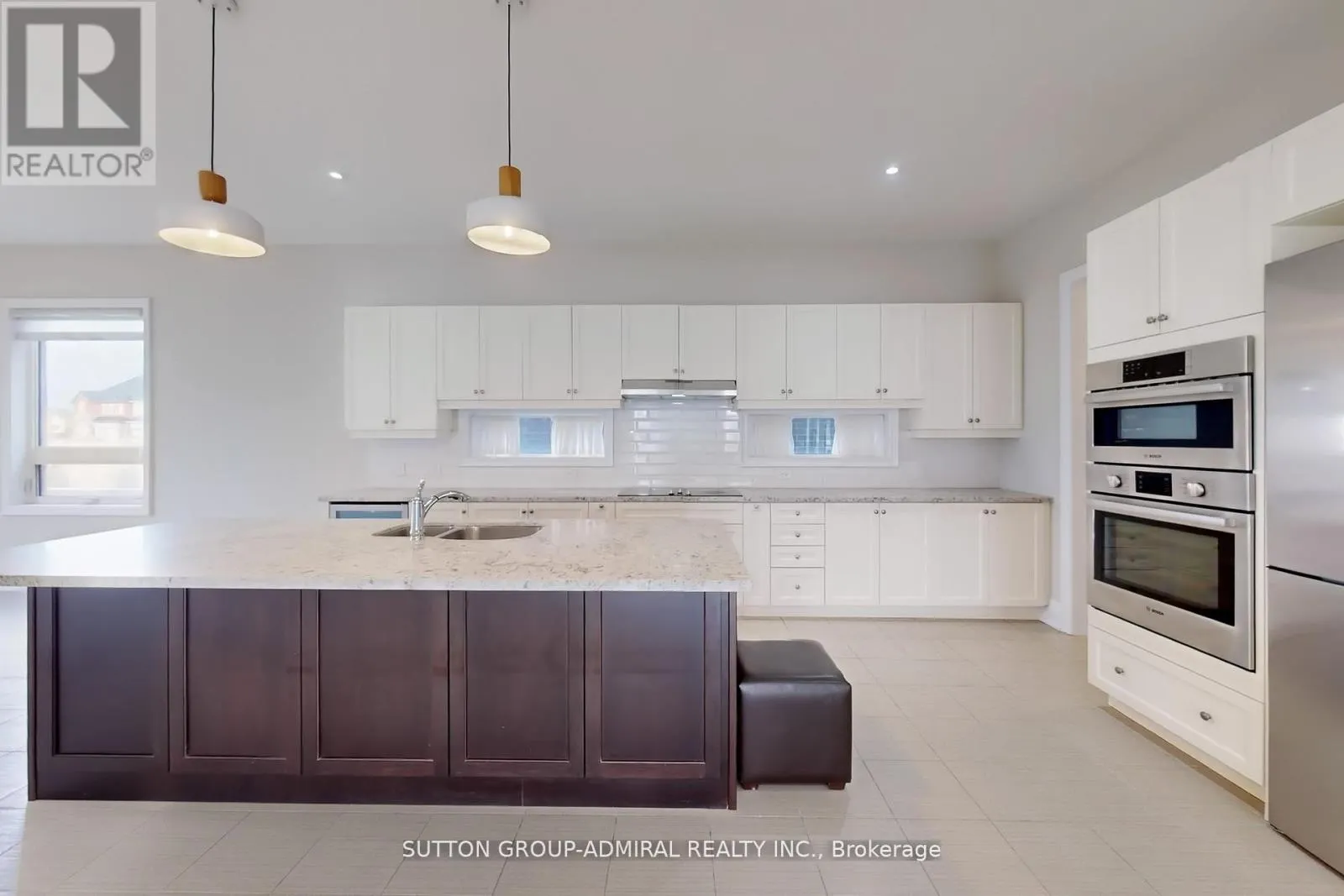 15 SETTLERS FIELD ROAD