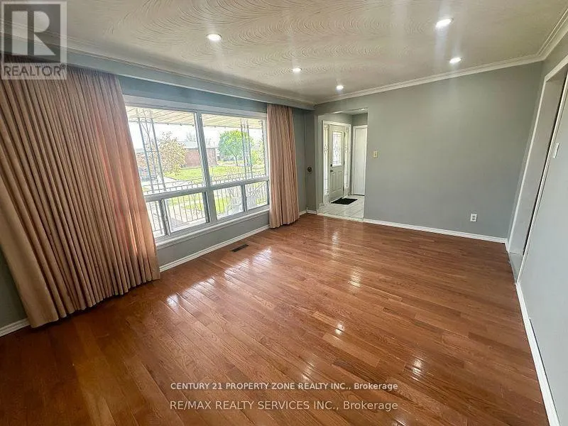 UPPER - 7600 MIDDLESHIRE DRIVE