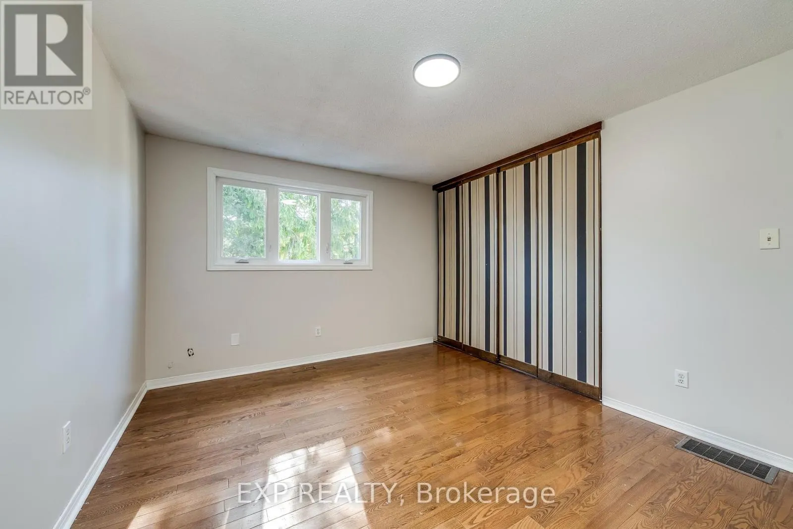 132 - 1050 SHAWNMARR ROAD