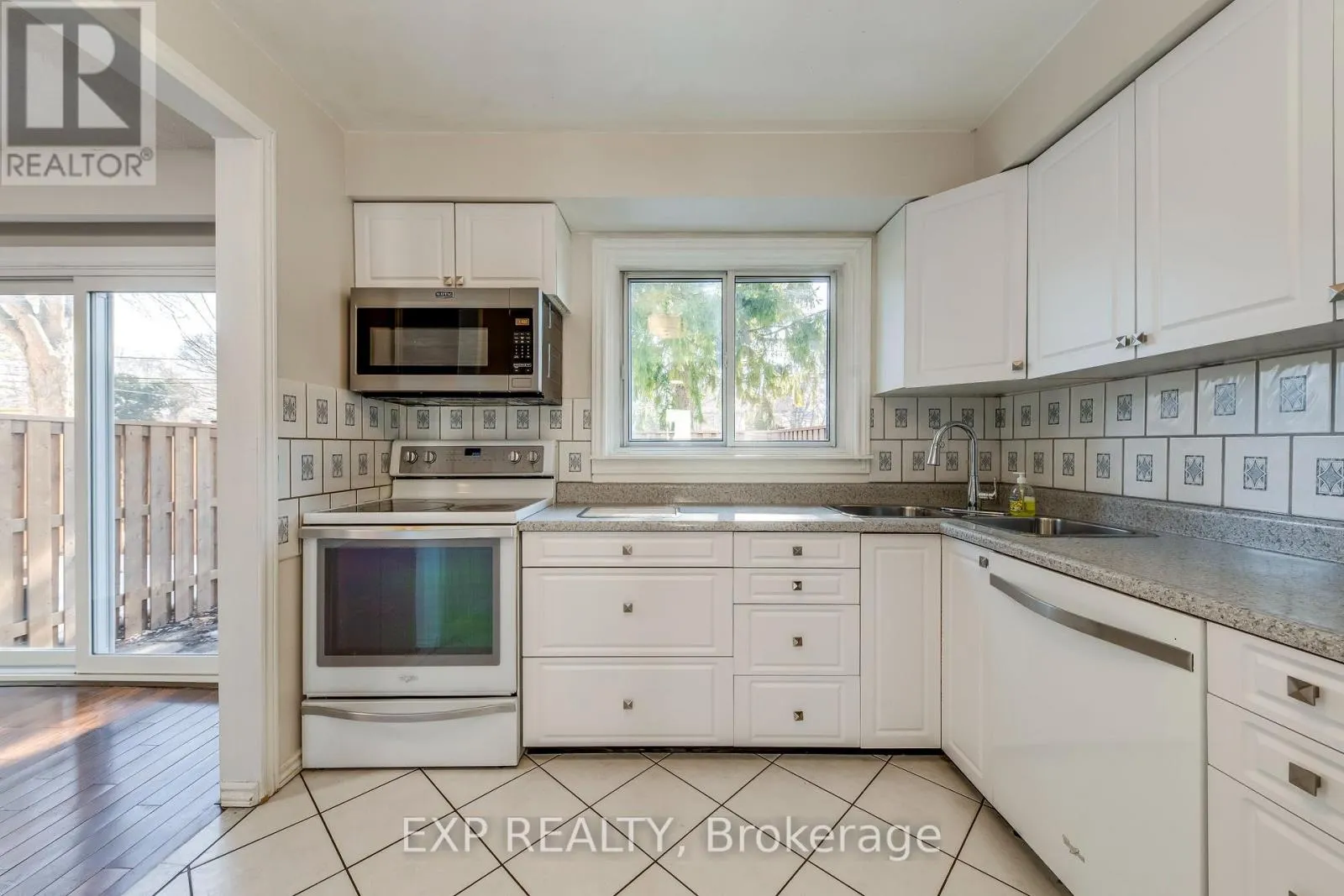 132 - 1050 SHAWNMARR ROAD