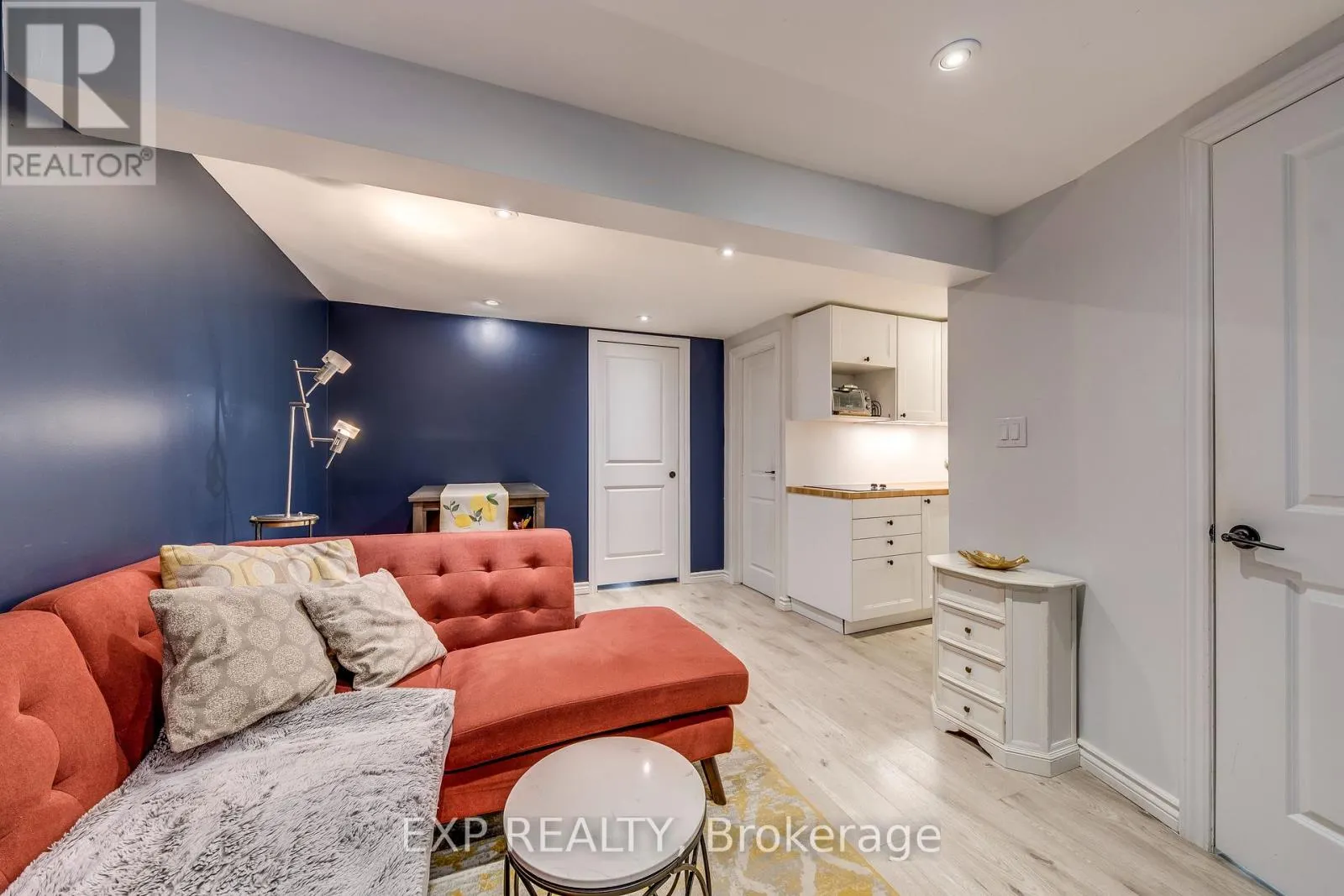 132 - 1050 SHAWNMARR ROAD