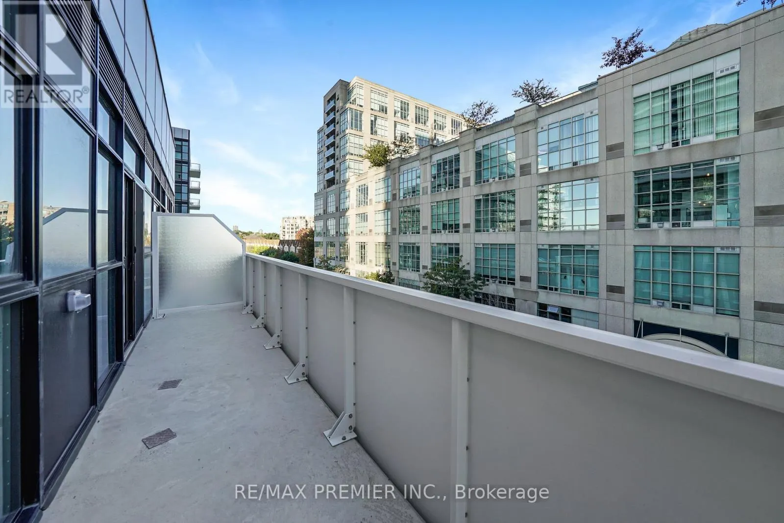 406 - 251 MANITOBA STREET