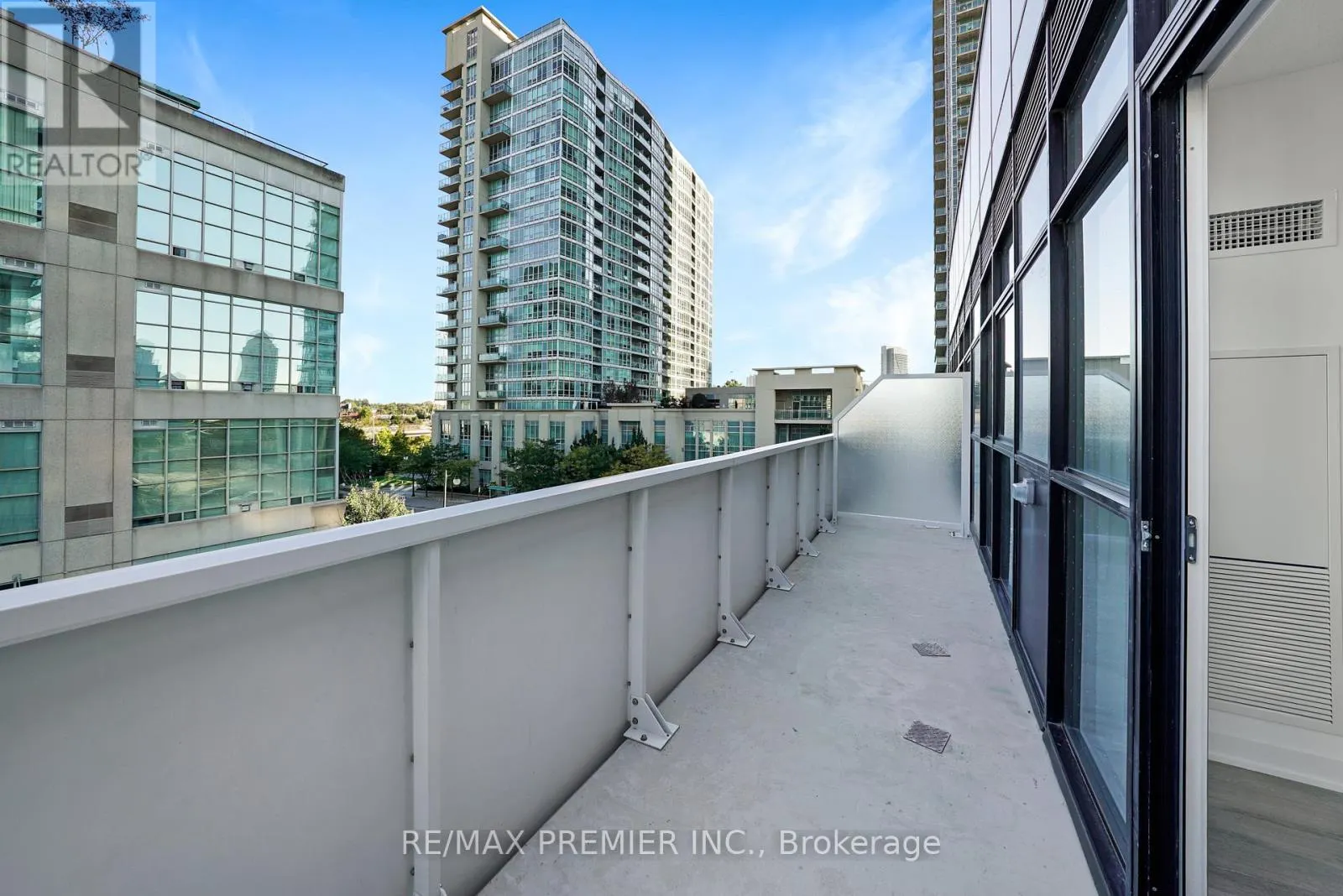 406 - 251 MANITOBA STREET