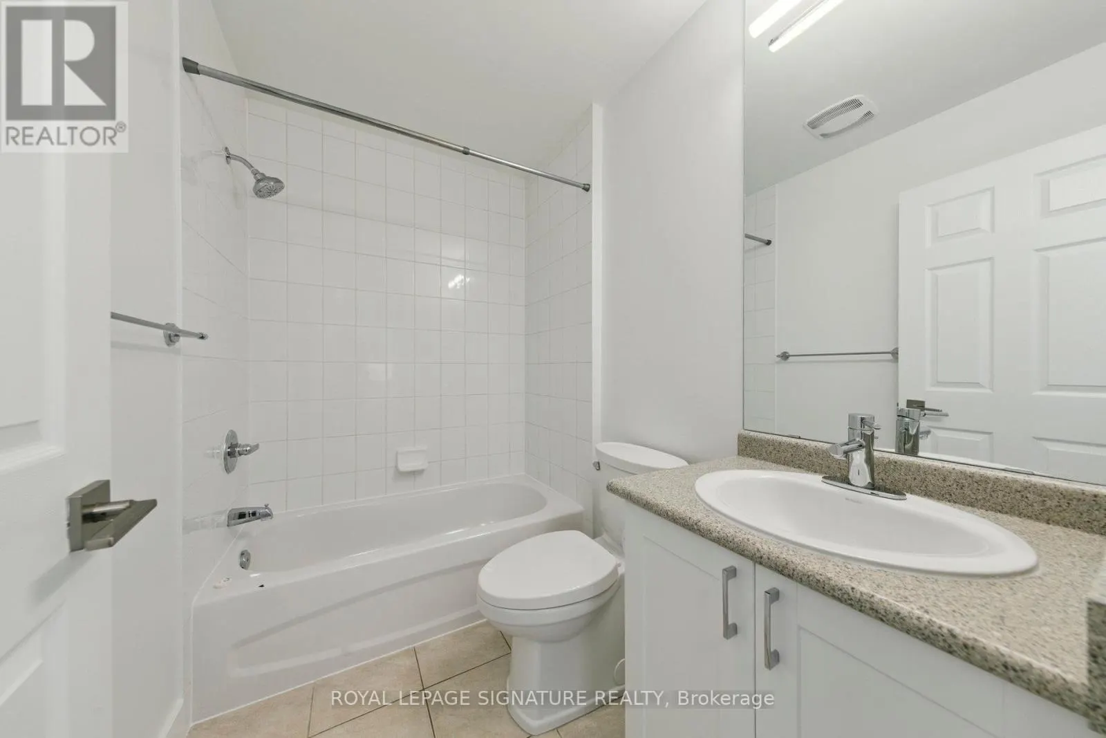 32 - 5035 OSCAR PETERSON BOULEVARD