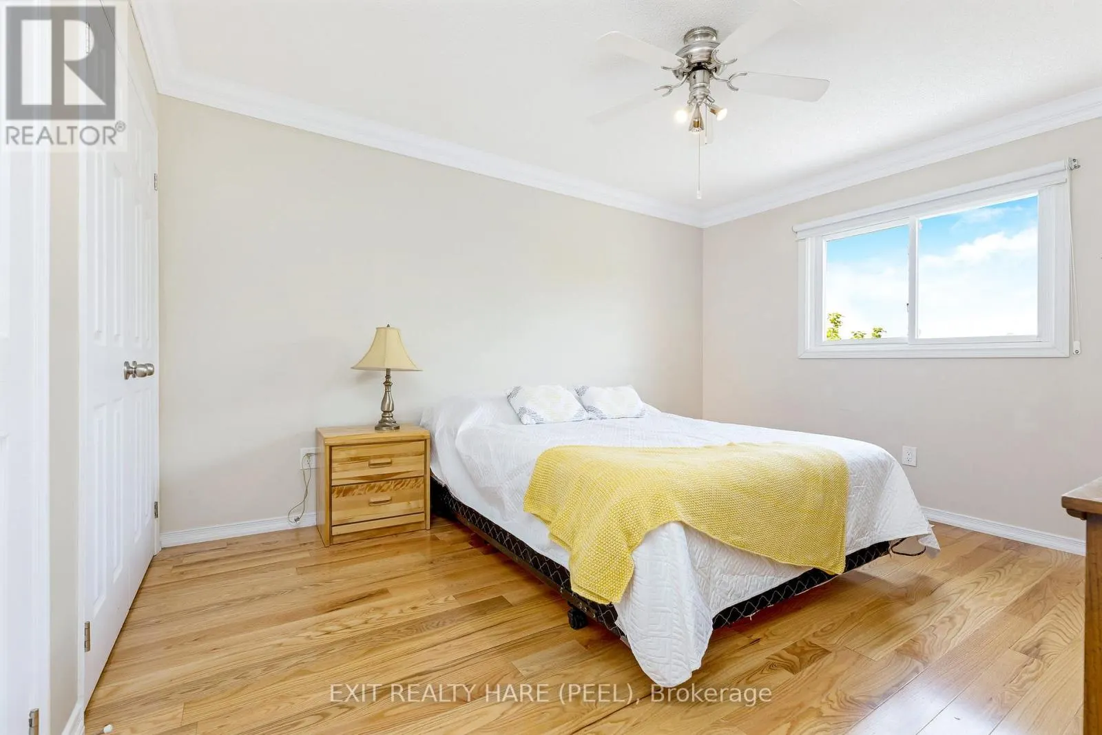 6 STONEGATE DRIVE