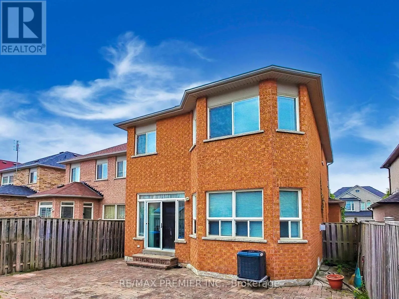 5869 YACHTSMAN CROSSING