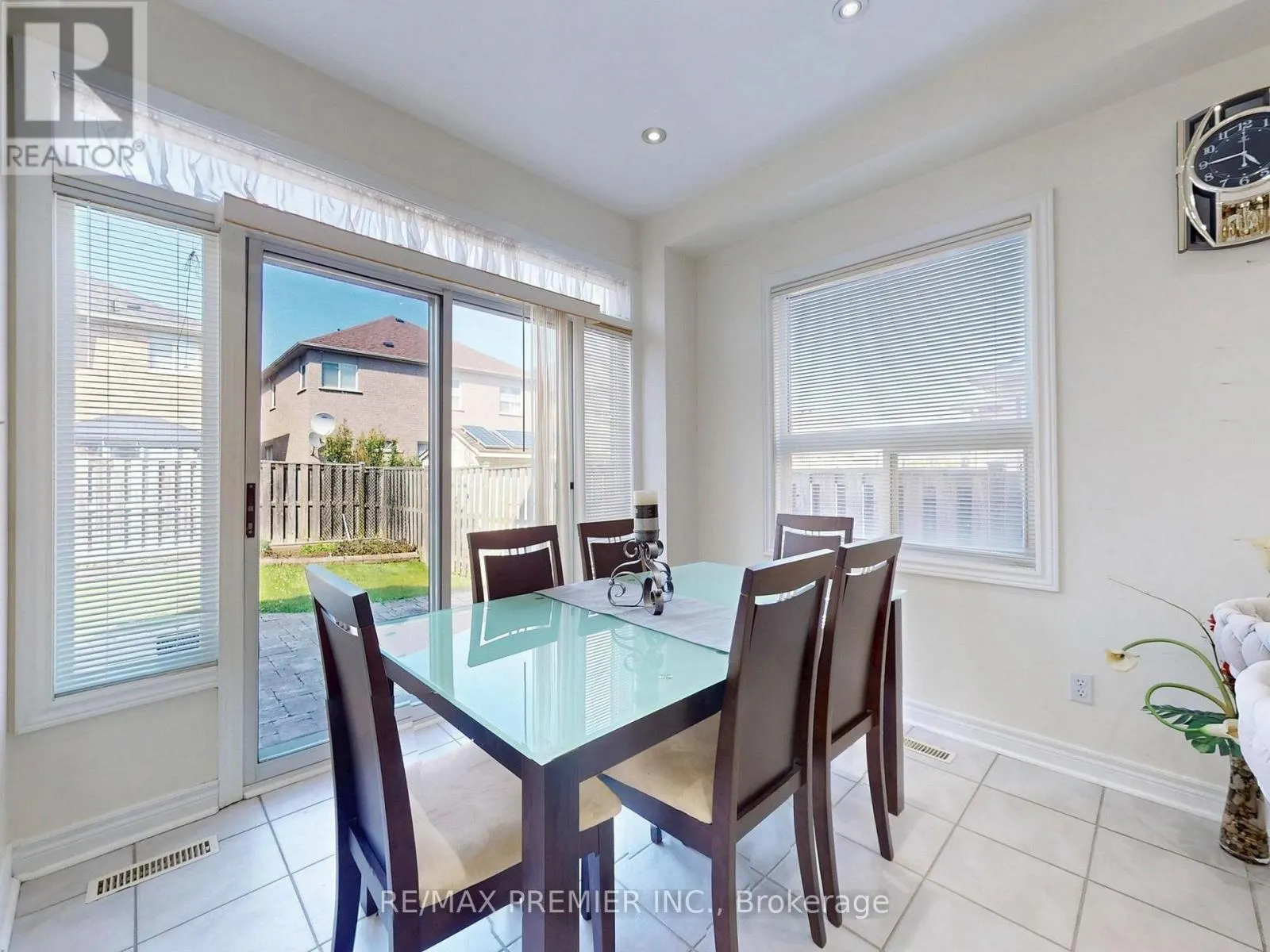 5869 YACHTSMAN CROSSING