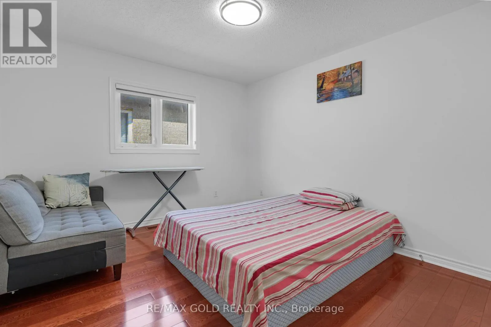 39 DARREN ROAD