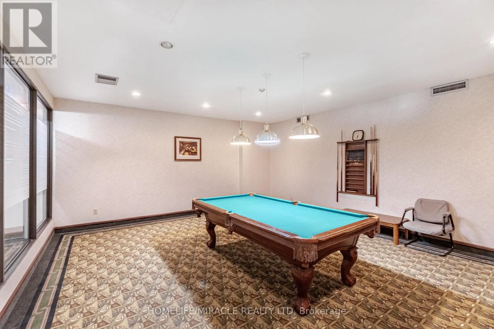1705 - 26 HANOVER ROAD