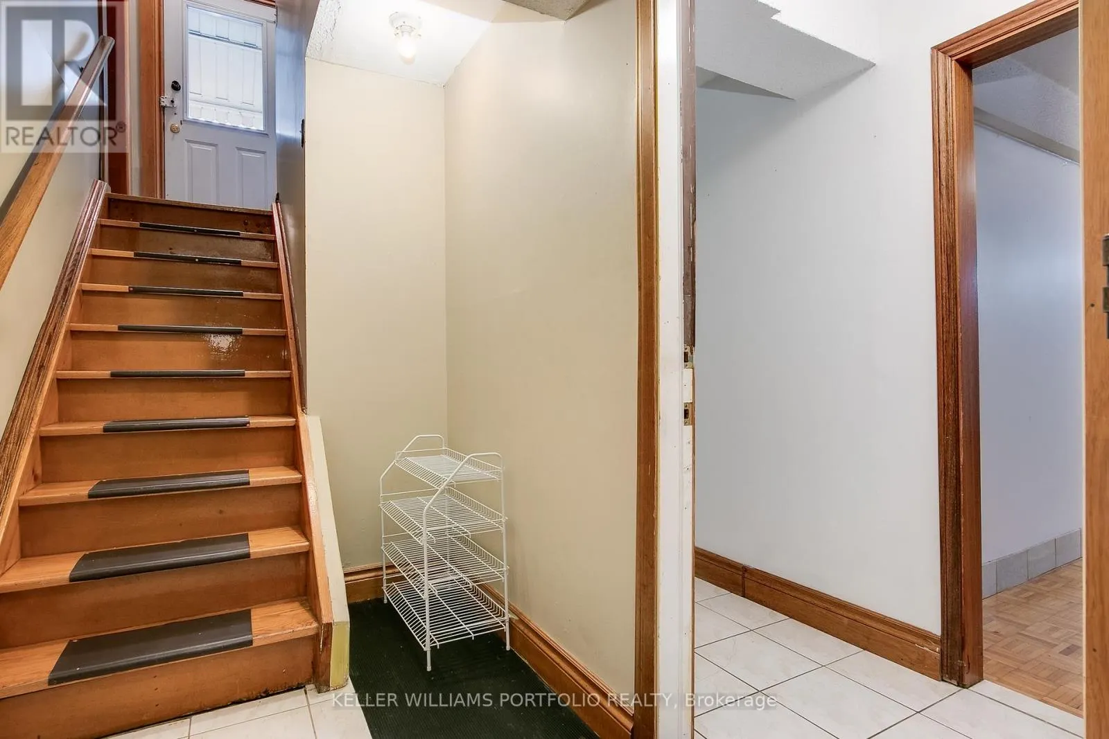 BSMNT - 20 MONTESSON STREET