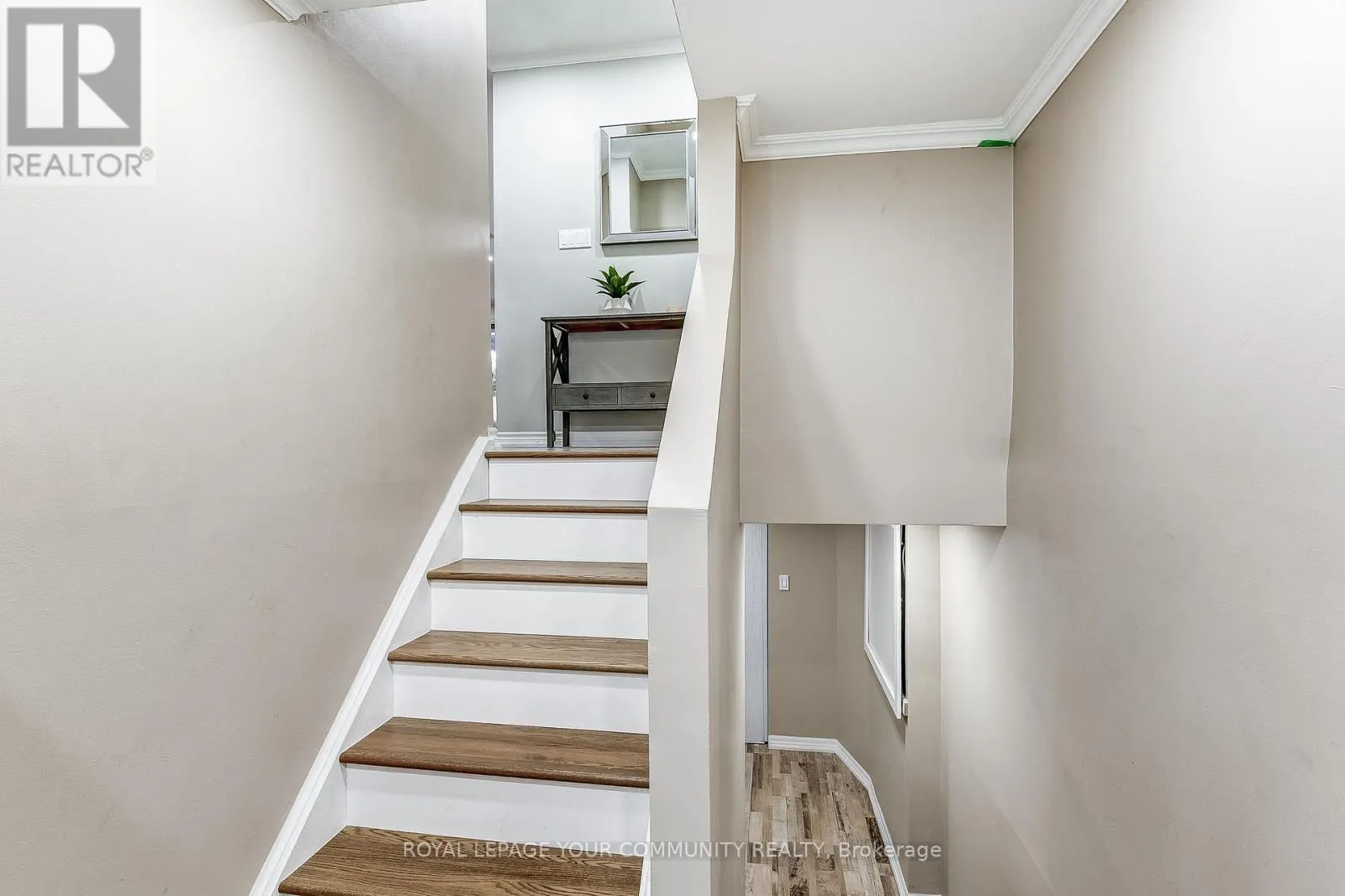38 GAINSBOROUGH ROAD