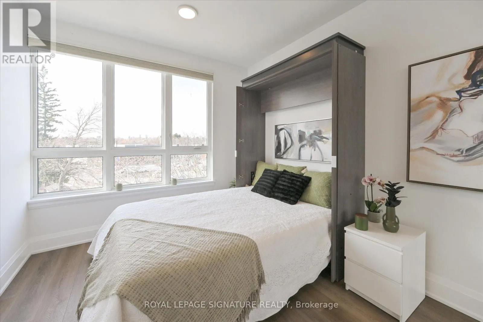 1 - 115 HIGH STREET W