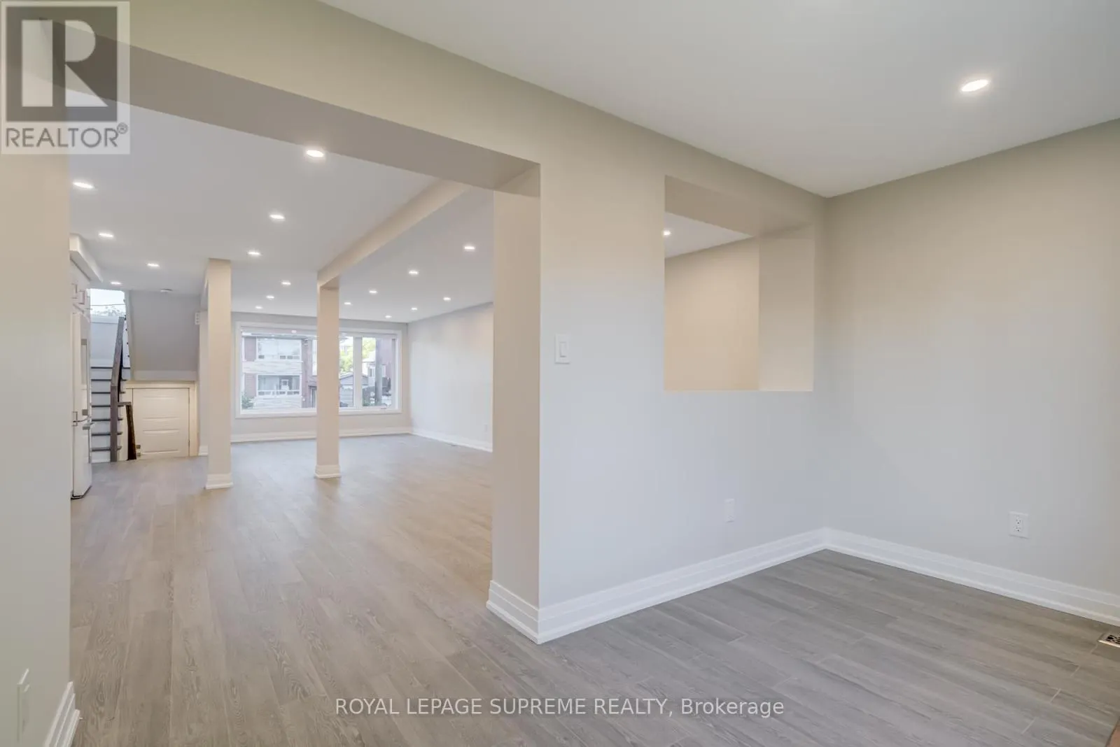 83 CLAIRTON CRESCENT