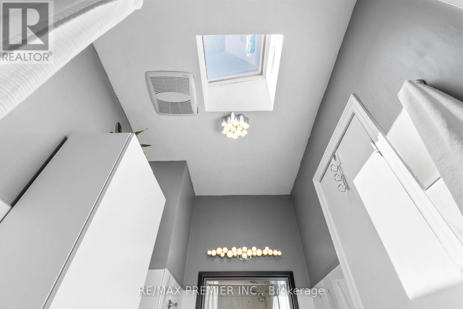 26 ECCLESTONE DRIVE