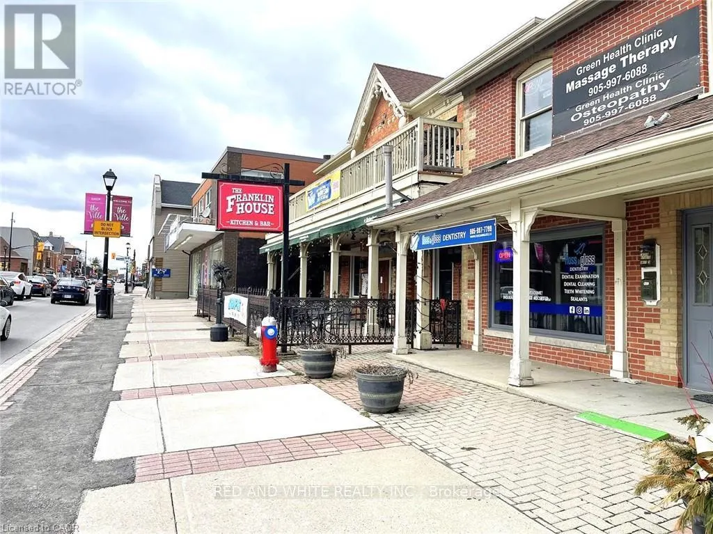 265 QUEEN STREET S