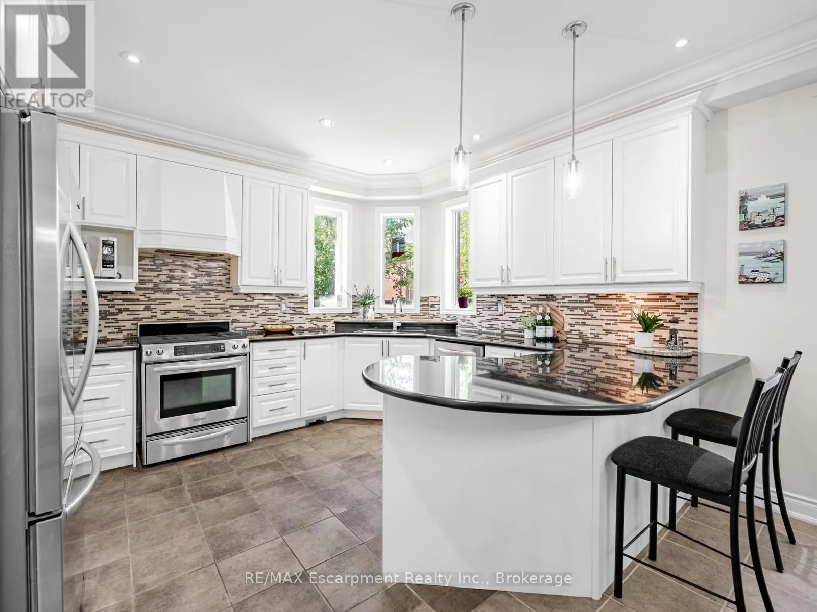 130 INNVILLE CRESCENT