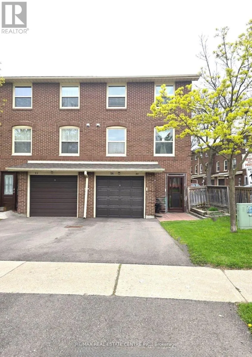24 - 94 EDENBOROUGH DRIVE