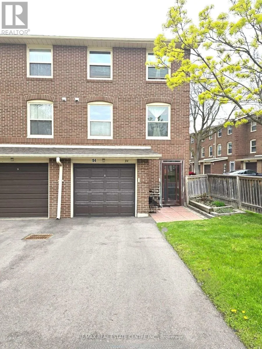 24 - 94 EDENBOROUGH DRIVE